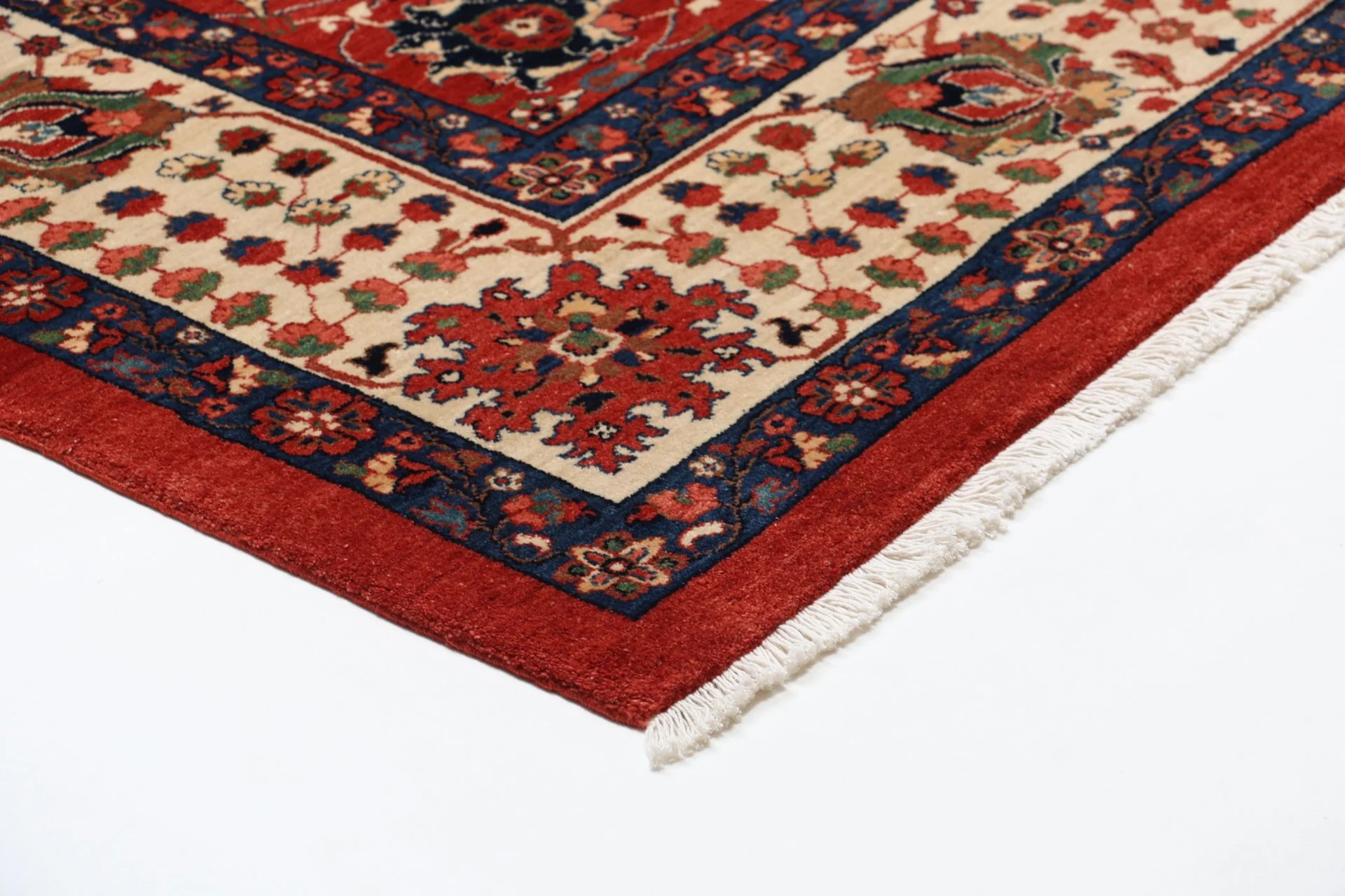 Heriz Perserteppich aus Iran, 213 × 318 cm