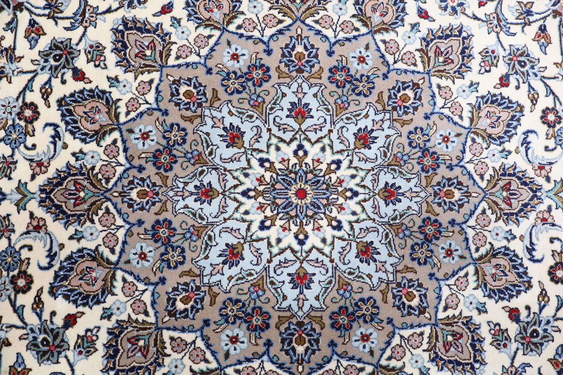 Kashan Perserteppich aus Iran, 252 × 348 cm