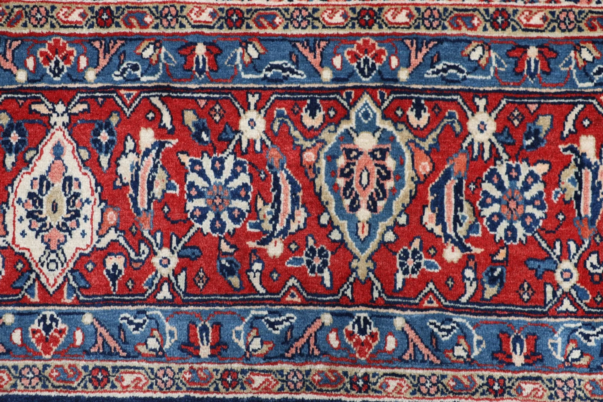 Handgeknüpfter Perserteppich, 247 × 335 cm, Wolle