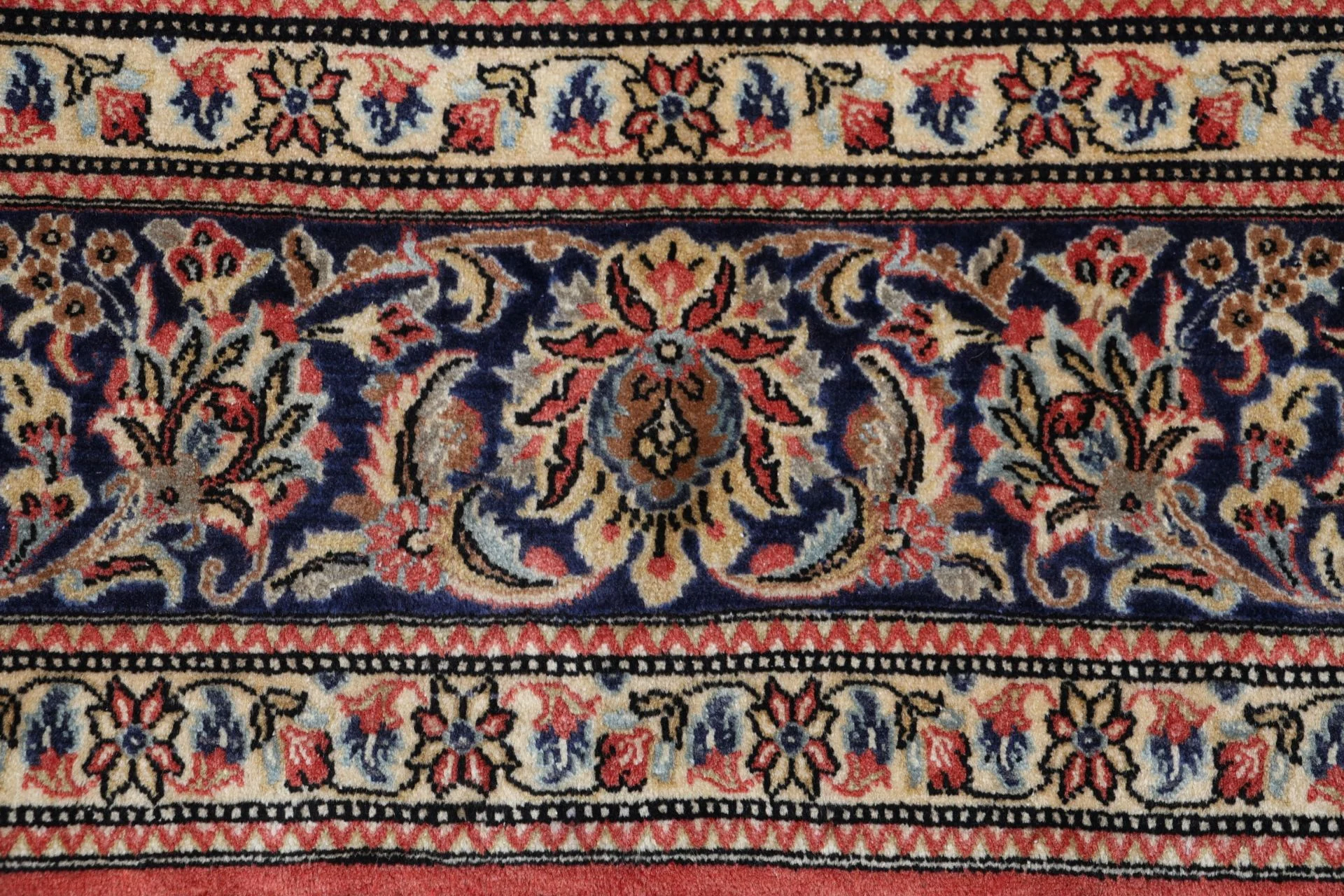 Handgeknüpfter Ghom Perserteppich 195 × 305 cm