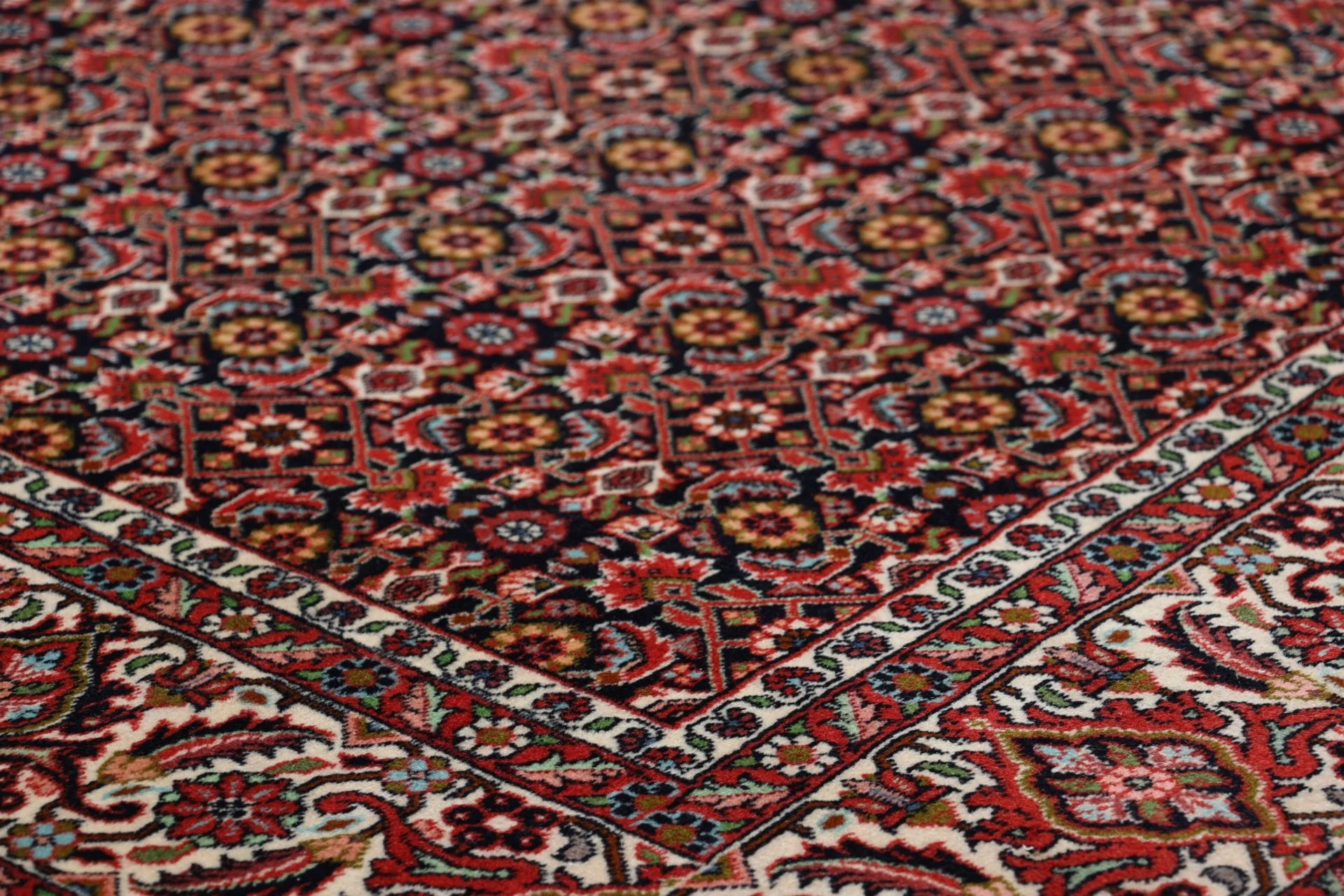 Bijar Perserteppich 173 × 240 cm aus Wolle, handgeknüpft