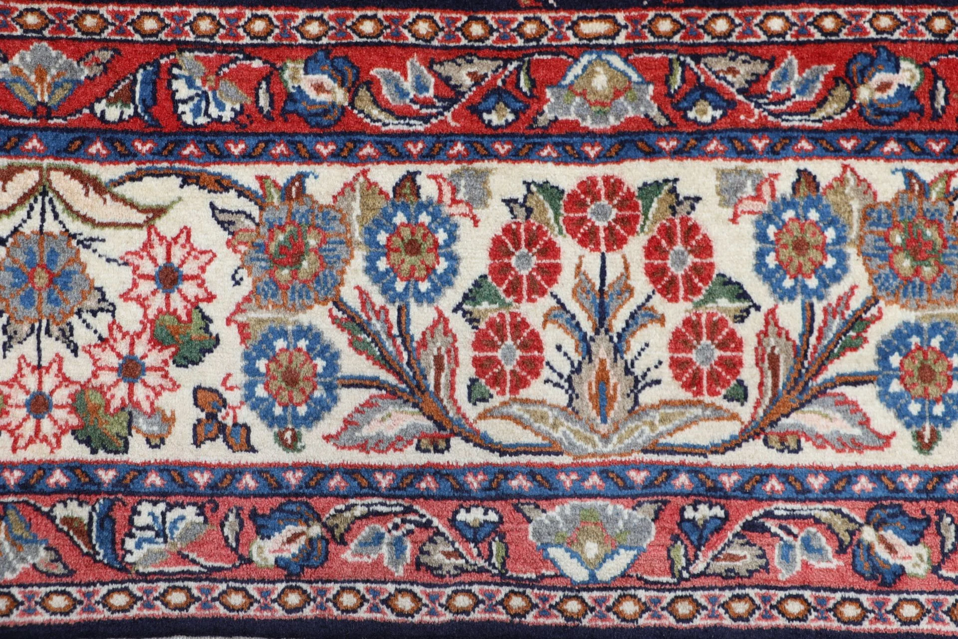 Handgeknüpfter Sarough Perserteppich, 240 × 313 cm, Wolle