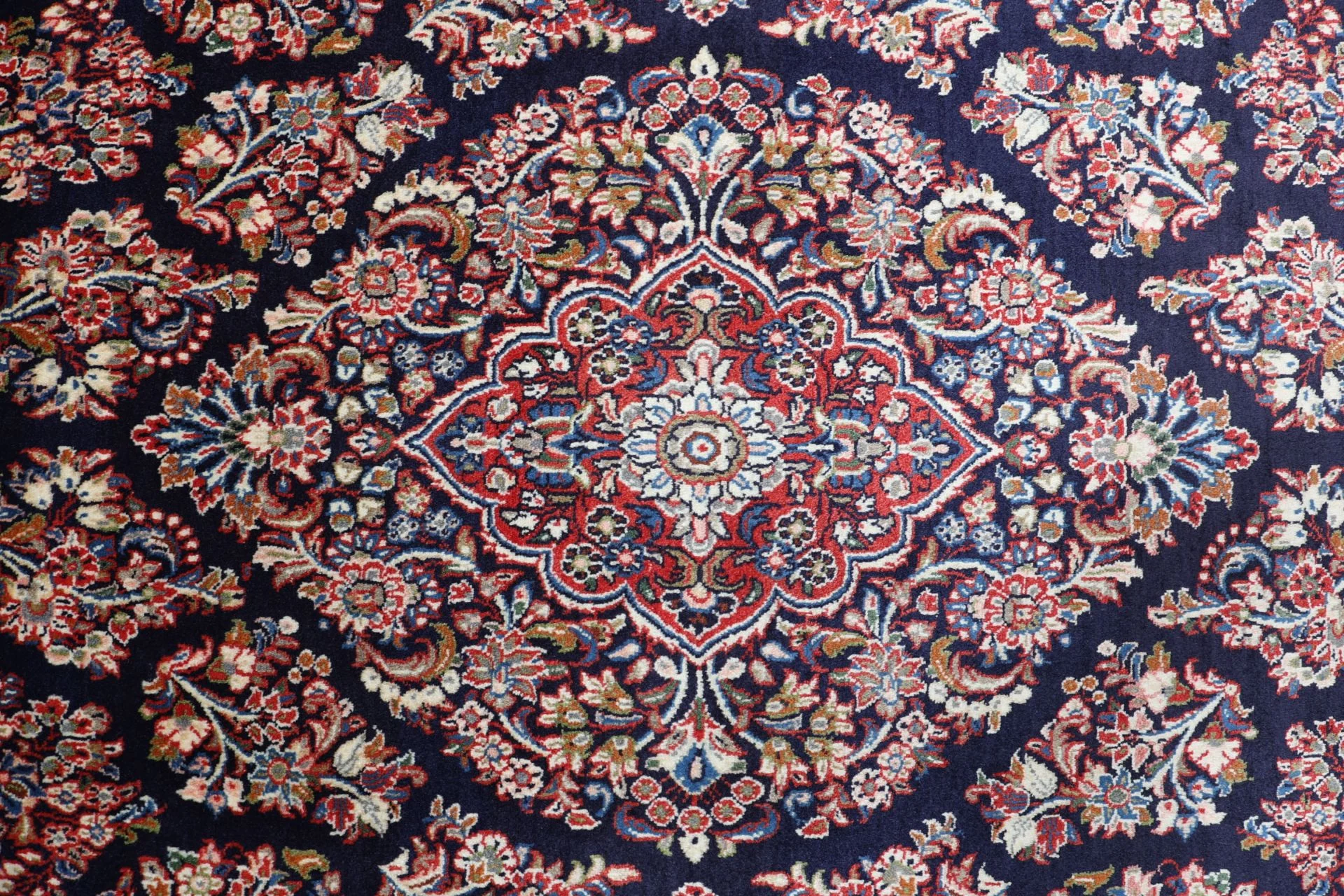 Handgeknüpfter Sarough Perserteppich, 240 × 313 cm, Wolle