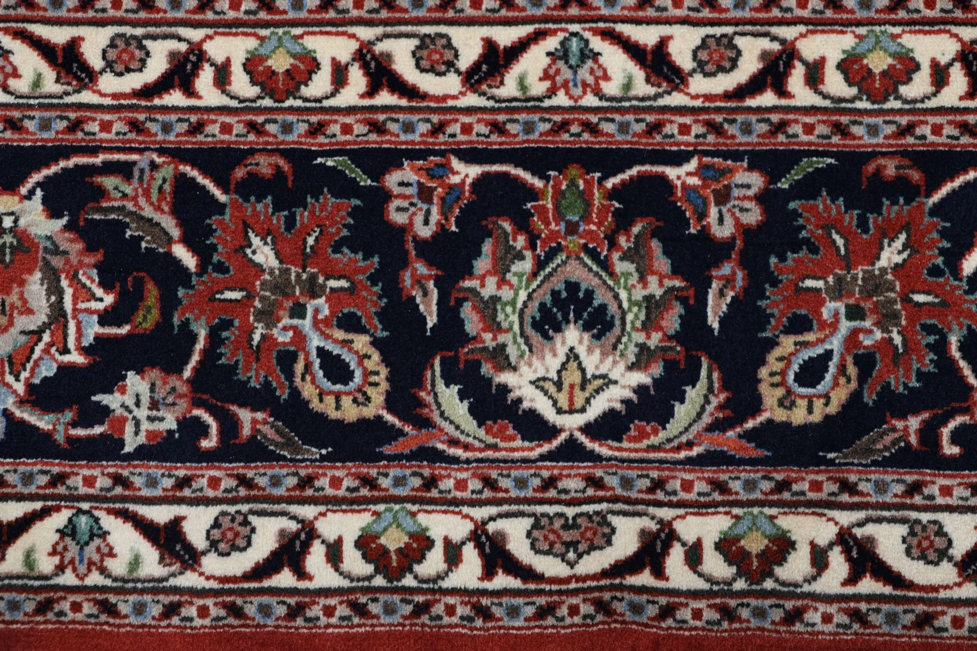 Sarough Perserteppich aus Iran, 220 × 278 cm