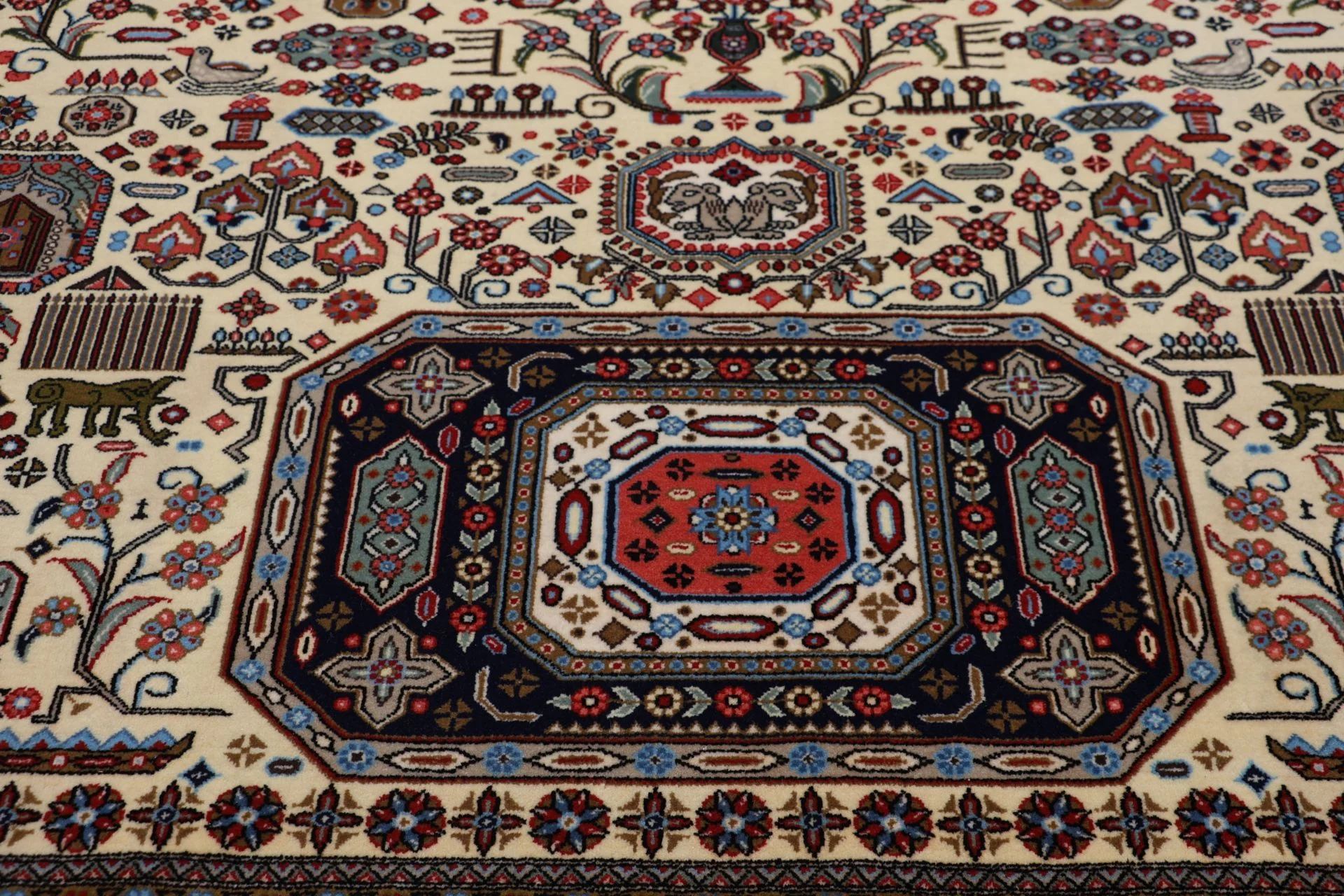 Ghom Perserteppich aus Iran, 195 × 295 cm