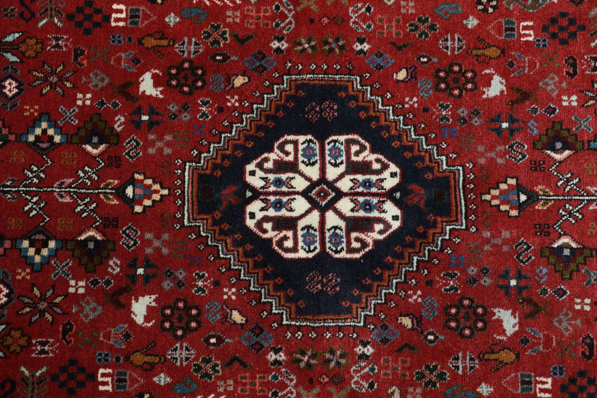 Handgeknüpfter Perserteppich 168 × 247 cm