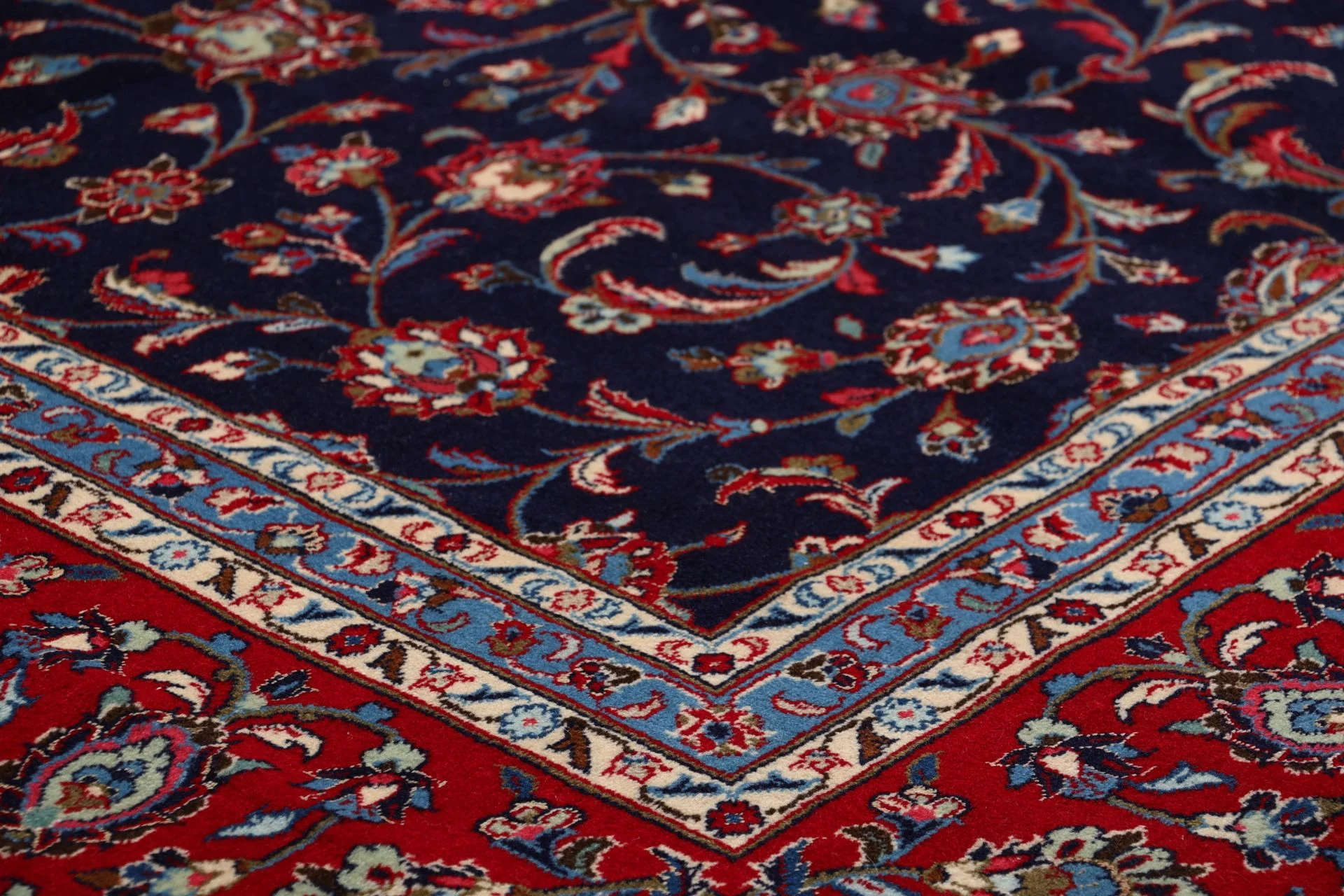 perserteppich-kashan-246-x-345-cm-schurwolle-handgeknupft-4 Handgeknüpfter Kashan Perserteppich, 246 × 345 cm, Wolle
