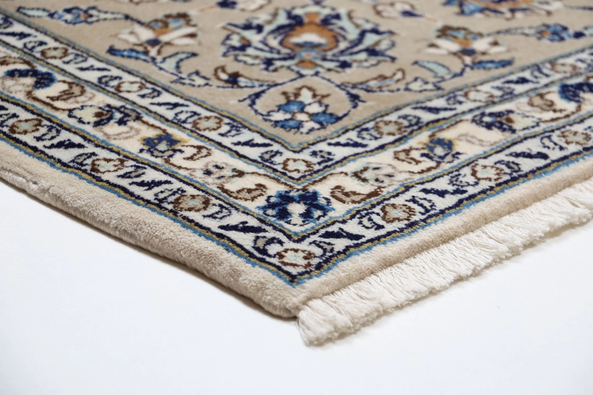Kashan Perserteppich aus Iran, 253 × 305 cm