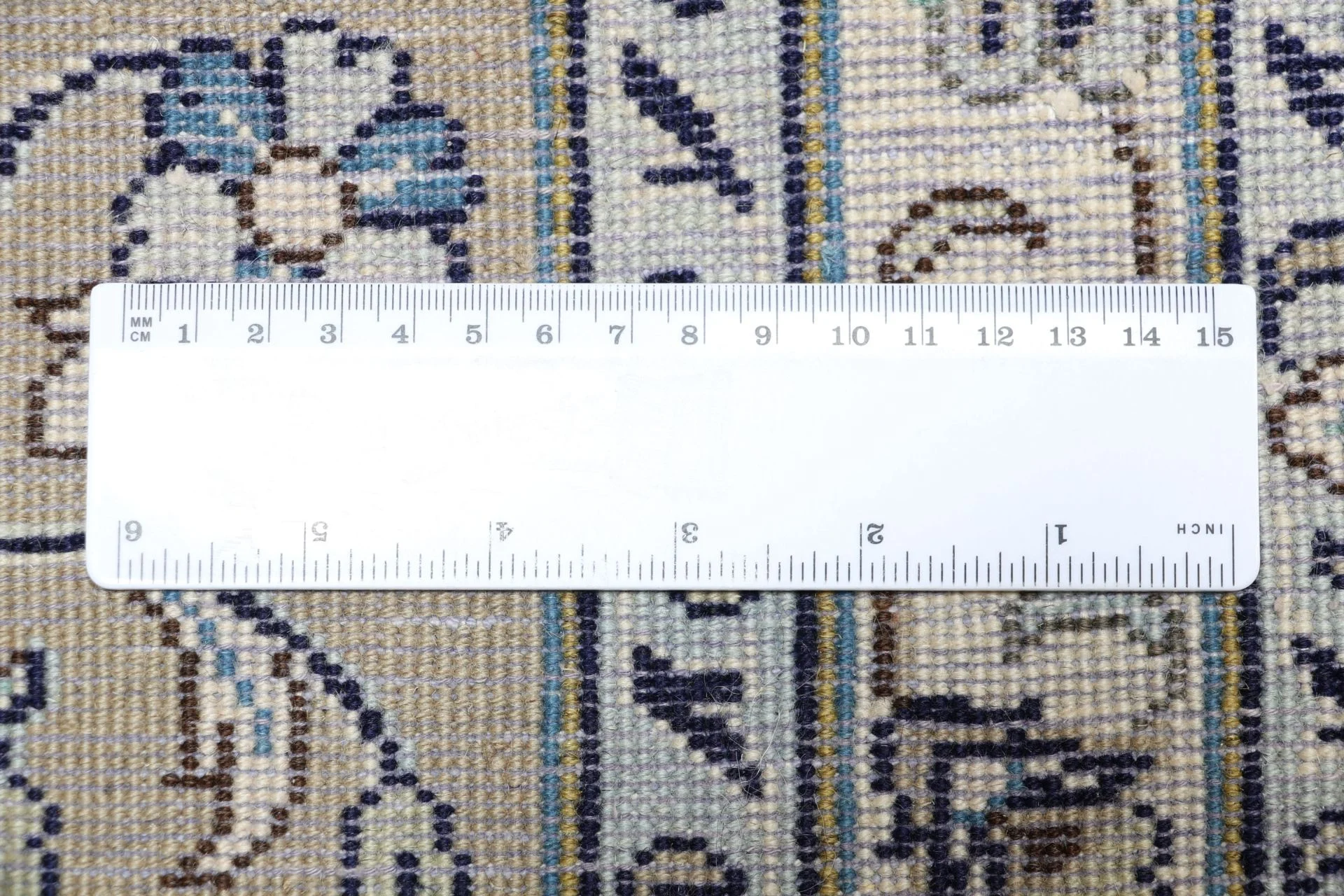Kashan Perserteppich aus Iran, 253 × 305 cm