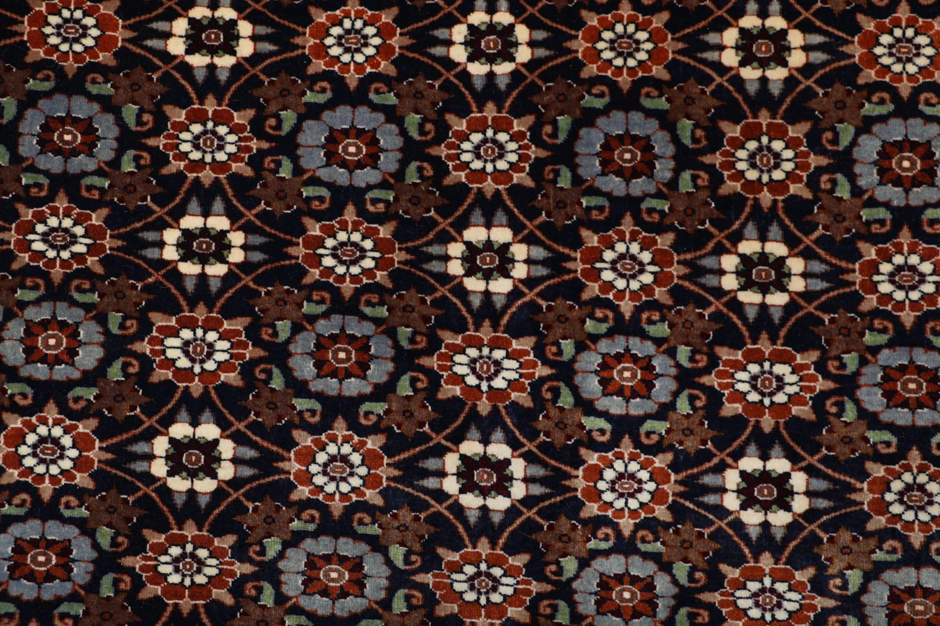 Perserteppich 202 × 280 cm aus Wolle, handgeknüpft