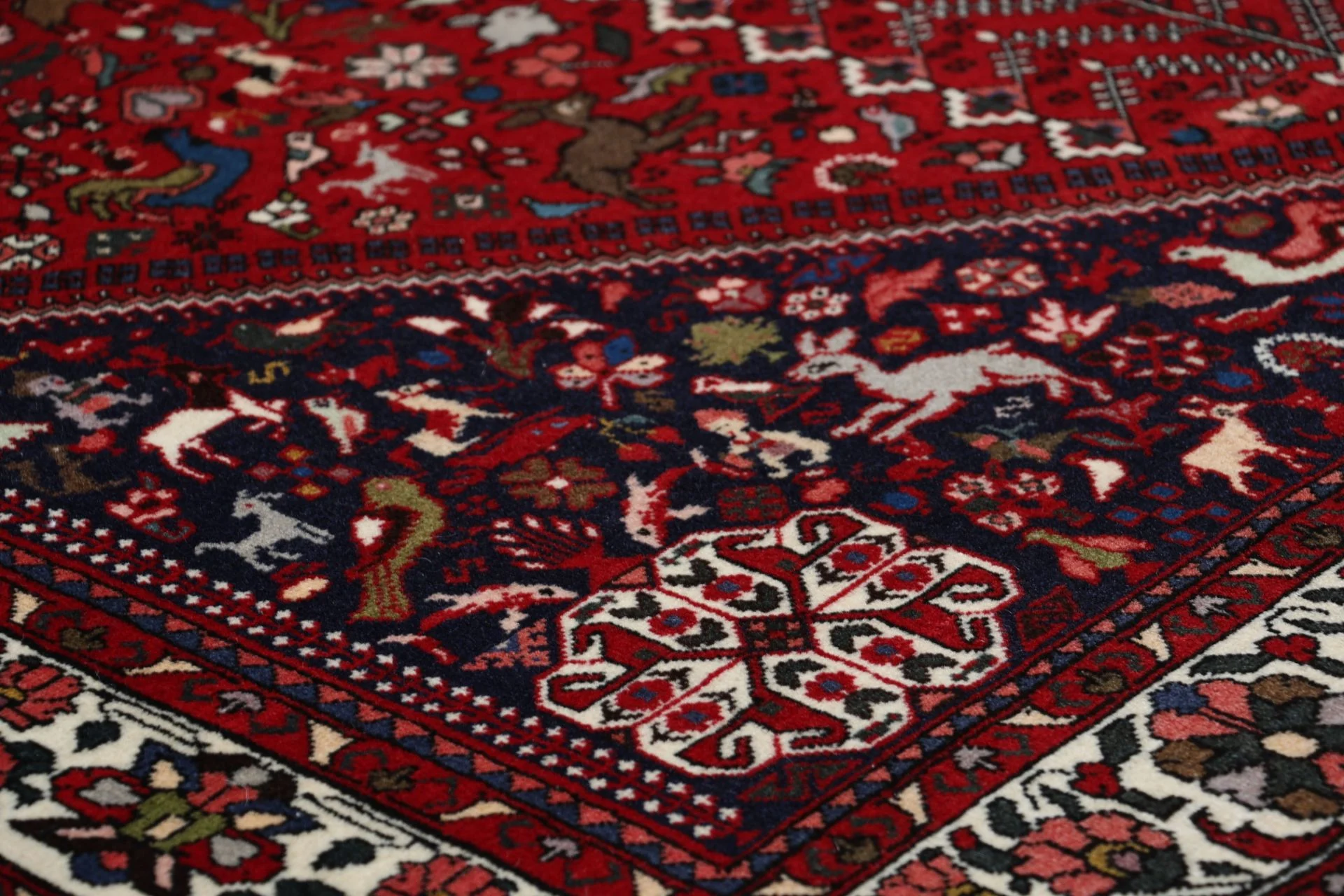 Perserteppich aus Iran, 160 × 257 cm