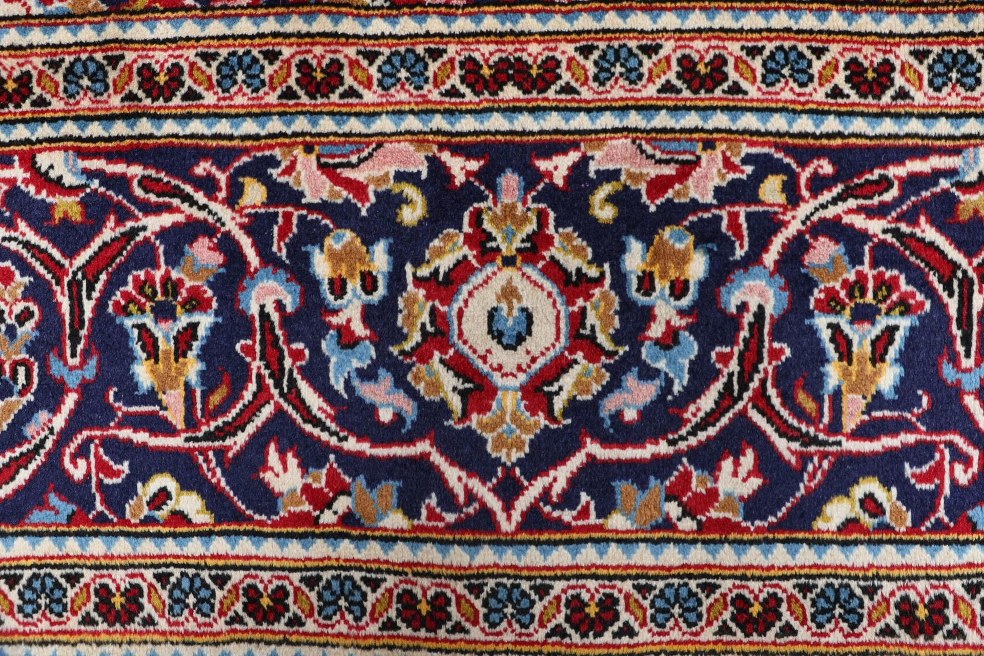 Handgeknüpfter Kashan Perserteppich 198 × 293 cm