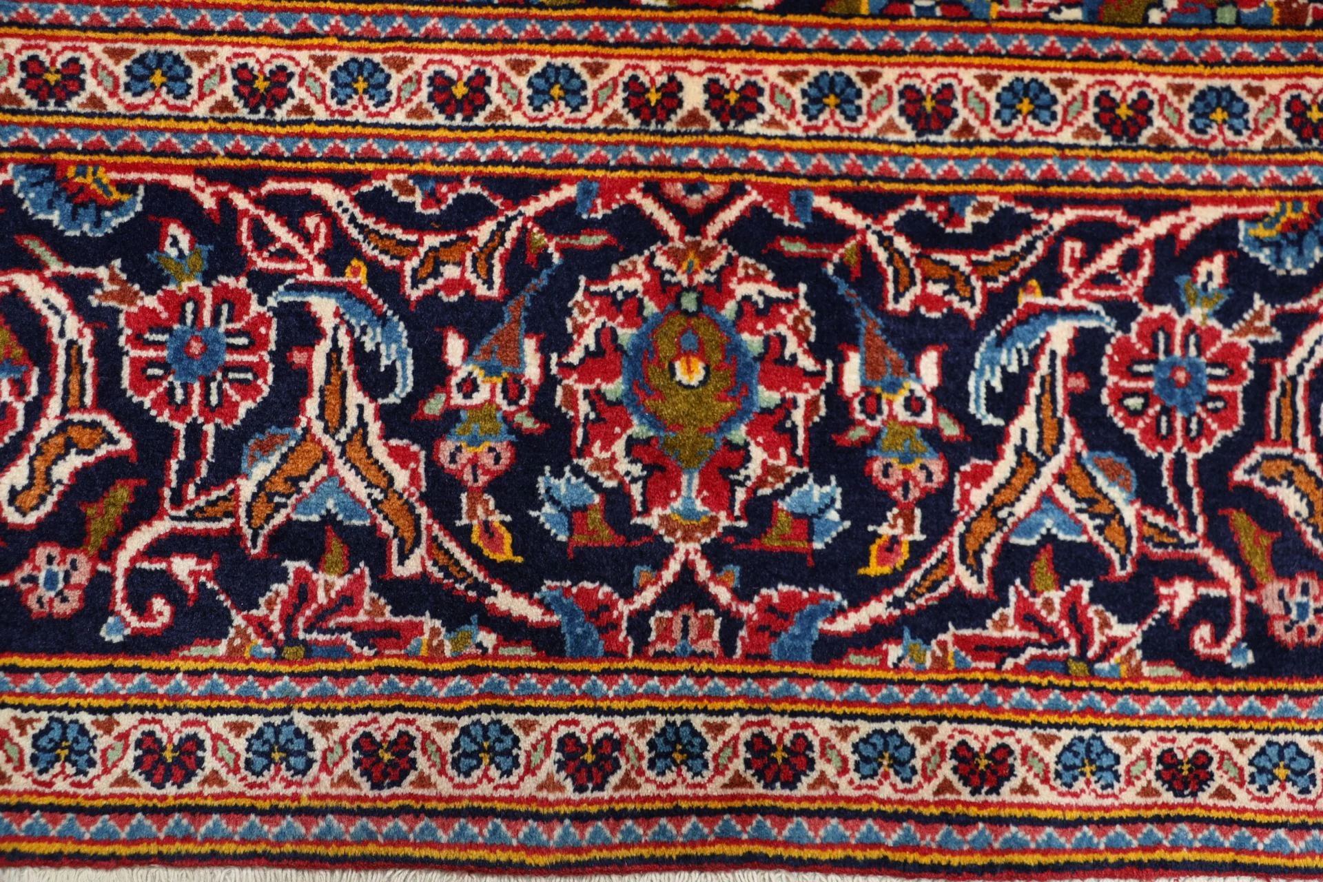 perserteppich-kashan-198-x-285-cm-schurwolle-handgeknupft-14 Handgeknüpfter Kashan Perserteppich, 198 × 285 cm, Wolle