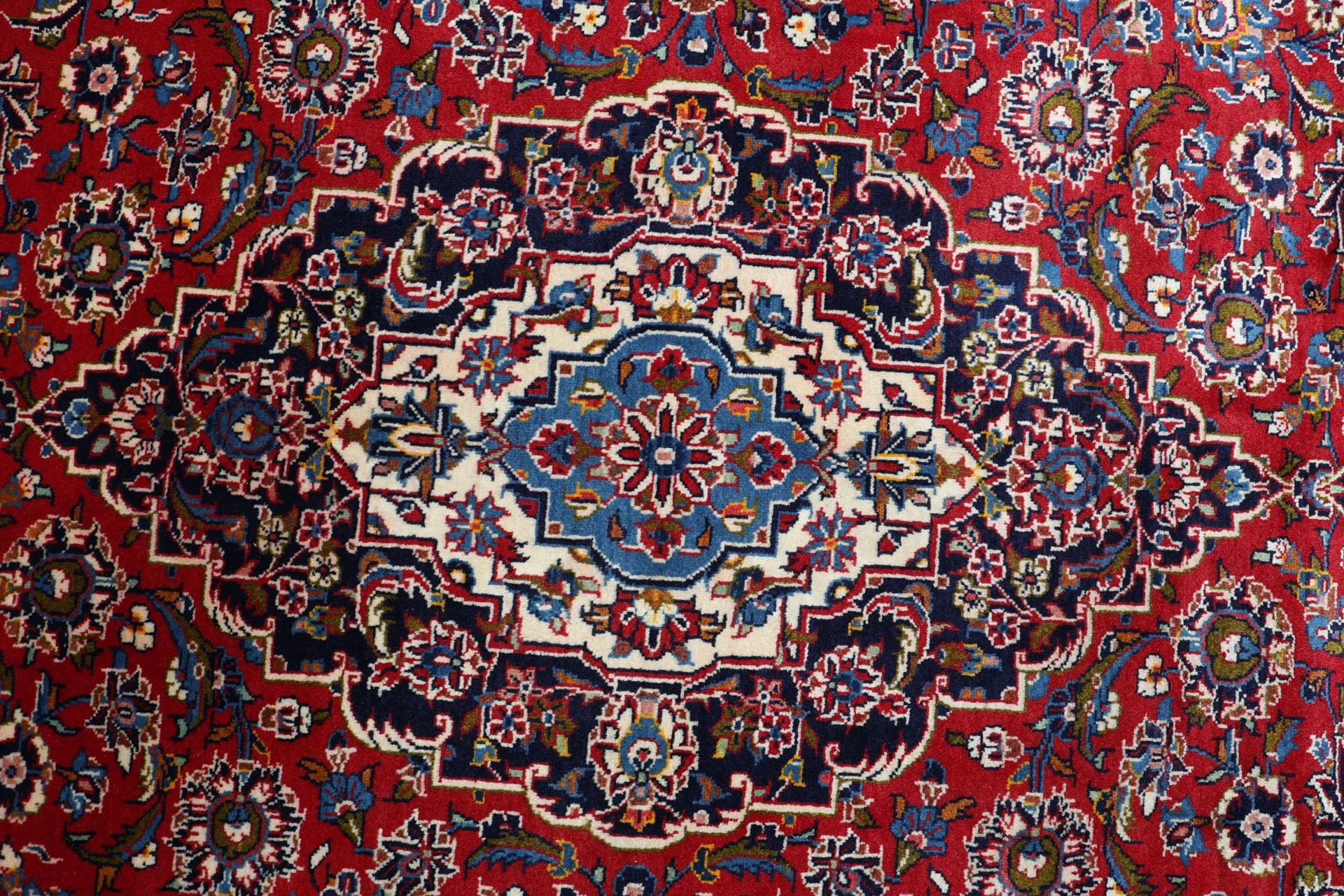 perserteppich-kashan-198-x-285-cm-schurwolle-handgeknupft-16 Handgeknüpfter Kashan Perserteppich, 198 × 285 cm, Wolle