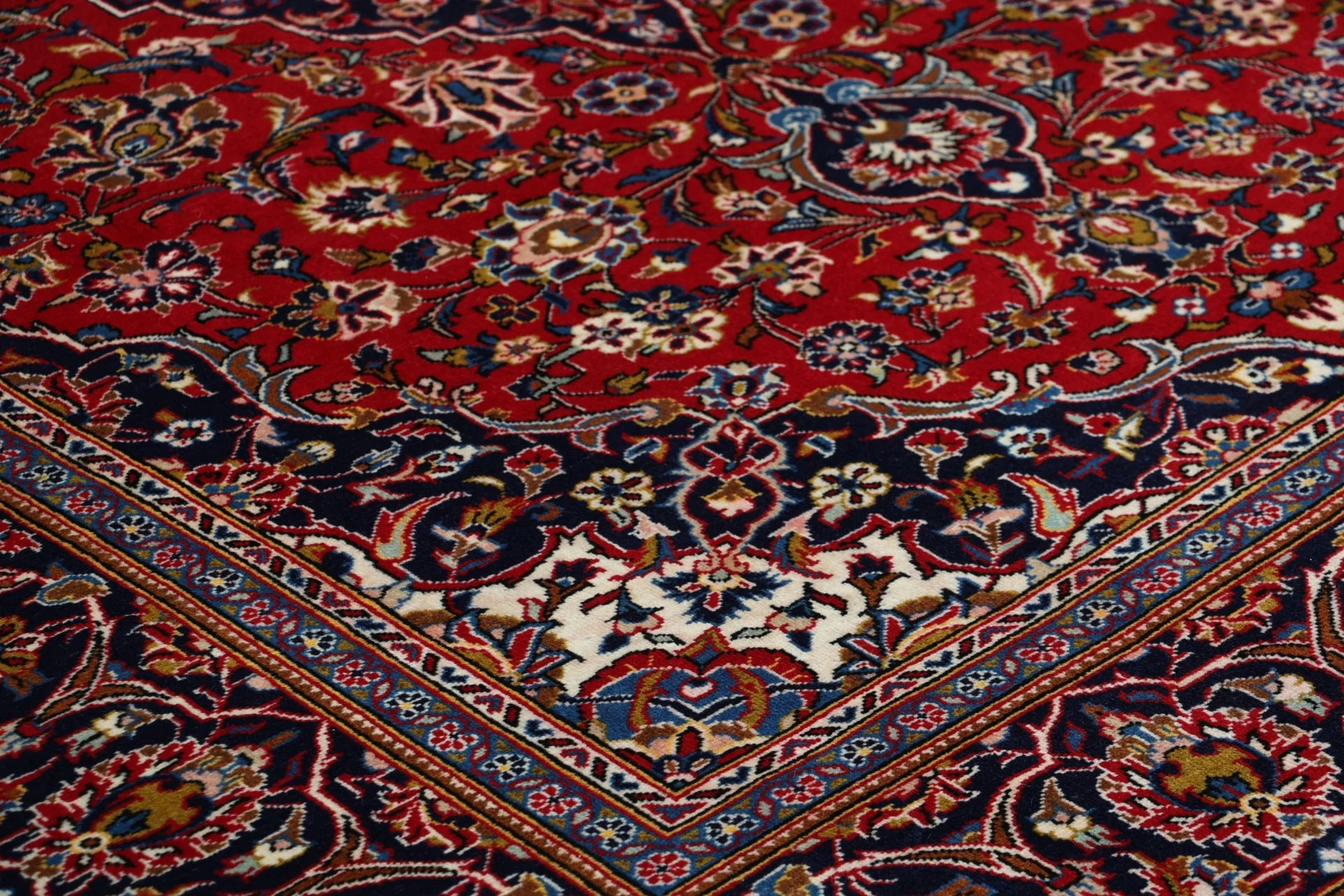 perserteppich-kashan-198-x-302-cm-schurwolle-handgeknupft-8 Handgeknüpfter Kashan Perserteppich, 198 × 302 cm, Wolle