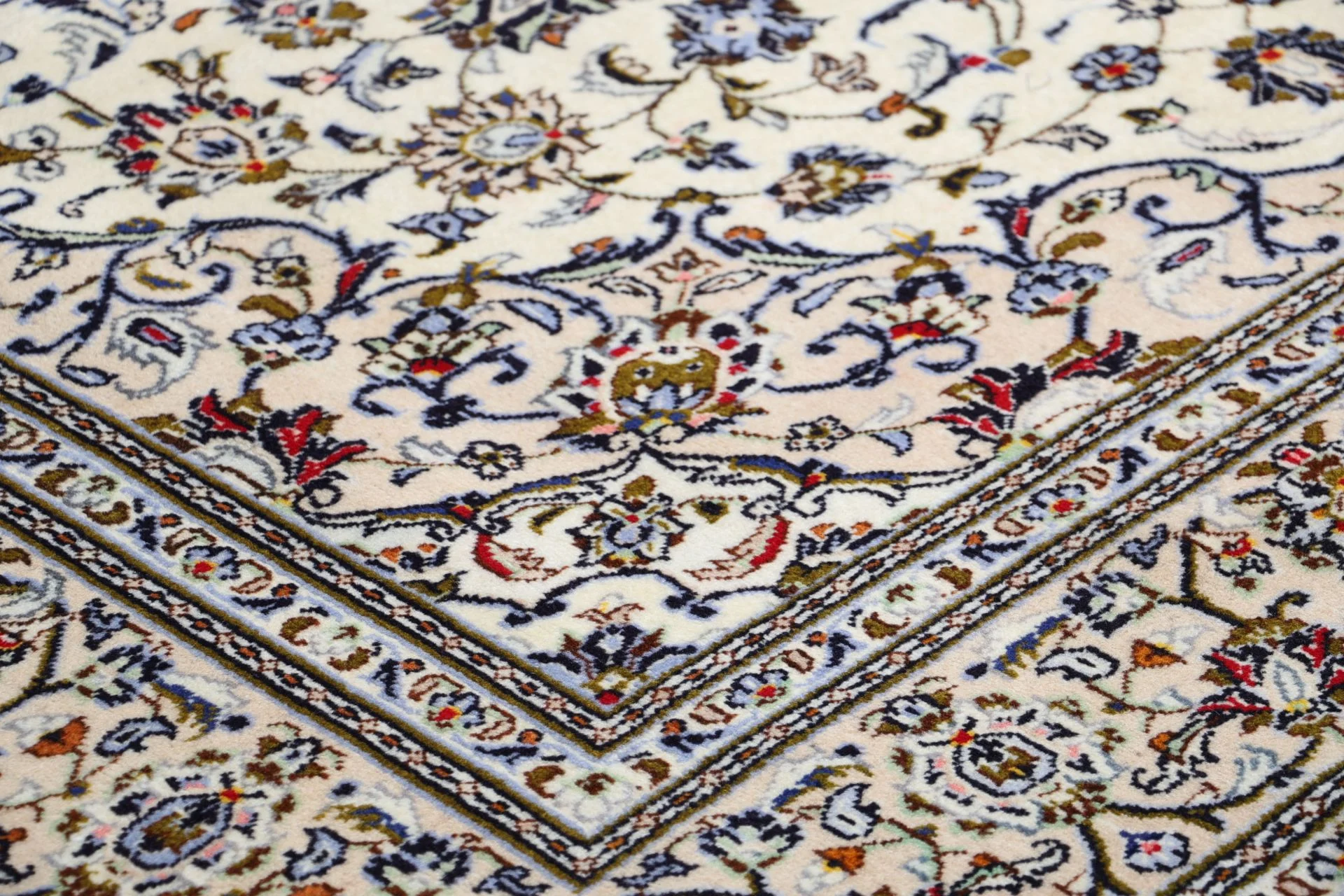 perserteppich-kashan-198-x-297-cm-schurwolle-handgeknupft-9 Kashan Perserteppich 198 × 297 cm aus Wolle, handgeknüpft