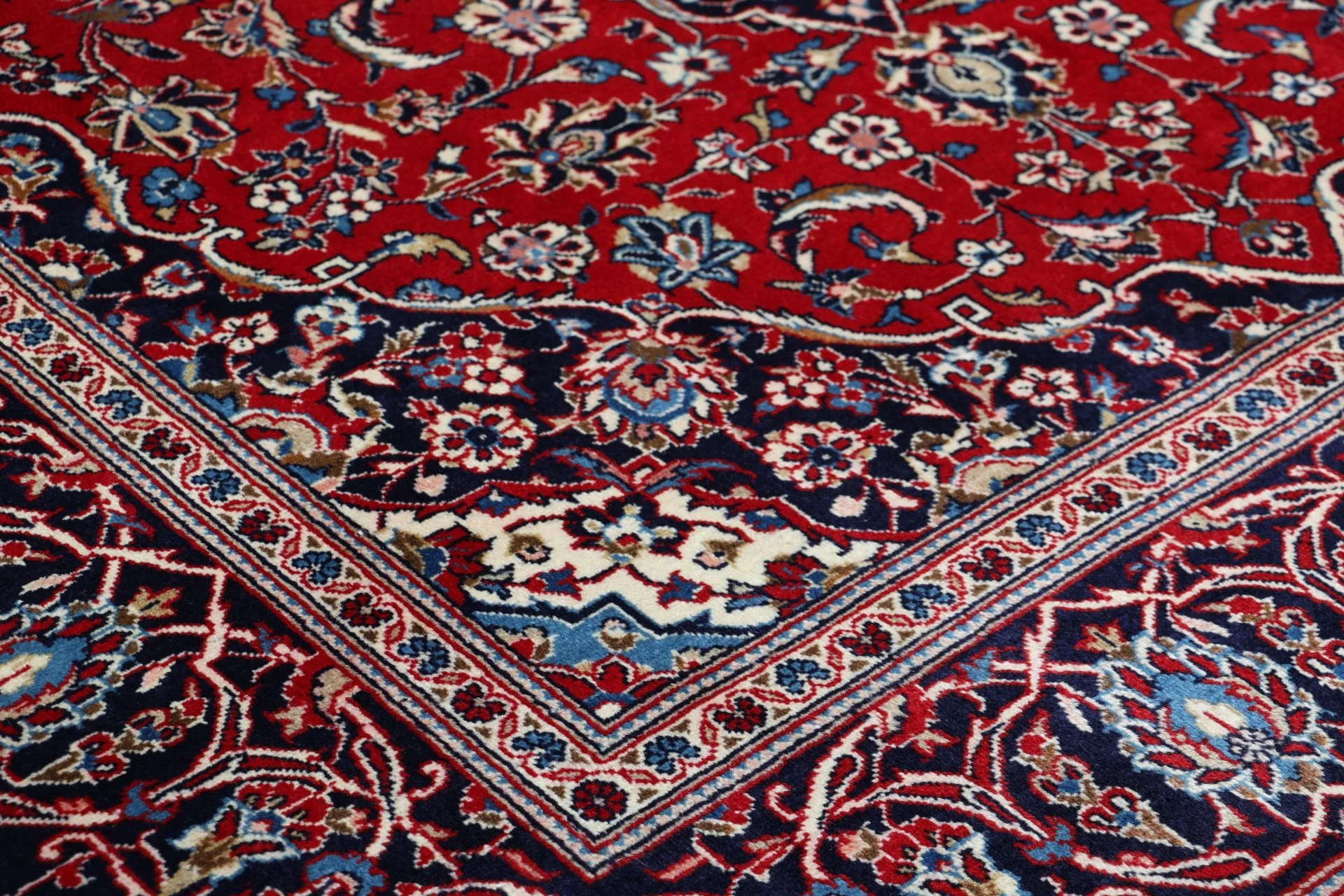 perserteppich-kashan-195-x-300-cm-schurwolle-handgeknupft-8 Handgeknüpfter Kashan Perserteppich, 195 × 300 cm, Wolle
