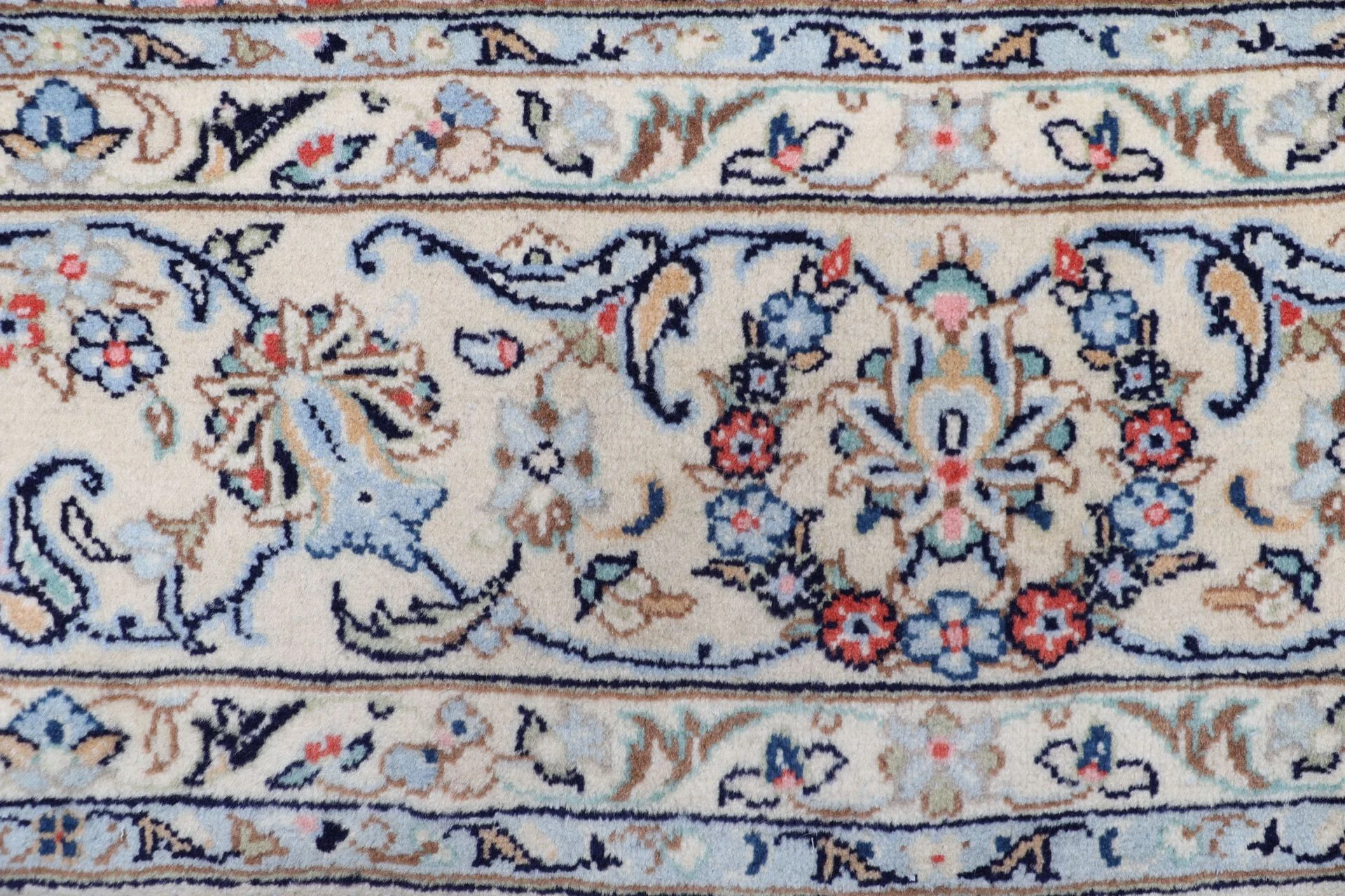 perserteppich-kashan-197-x-294-cm-schurwolle-handgeknupft-27 Handgeknüpfter Kashan Perserteppich 197 × 294 cm