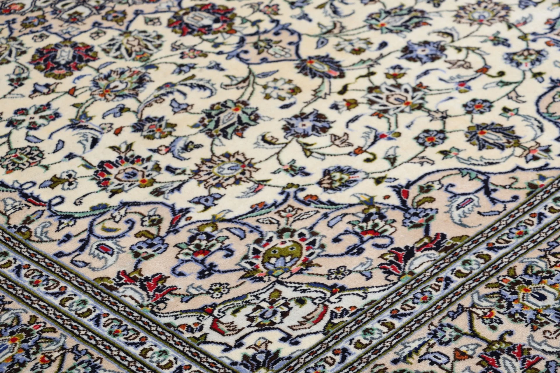perserteppich-kashan-195-x-294-cm-schurwolle-handgeknupft-20 Kashan Perserteppich 195 × 294 cm aus Wolle, handgeknüpft