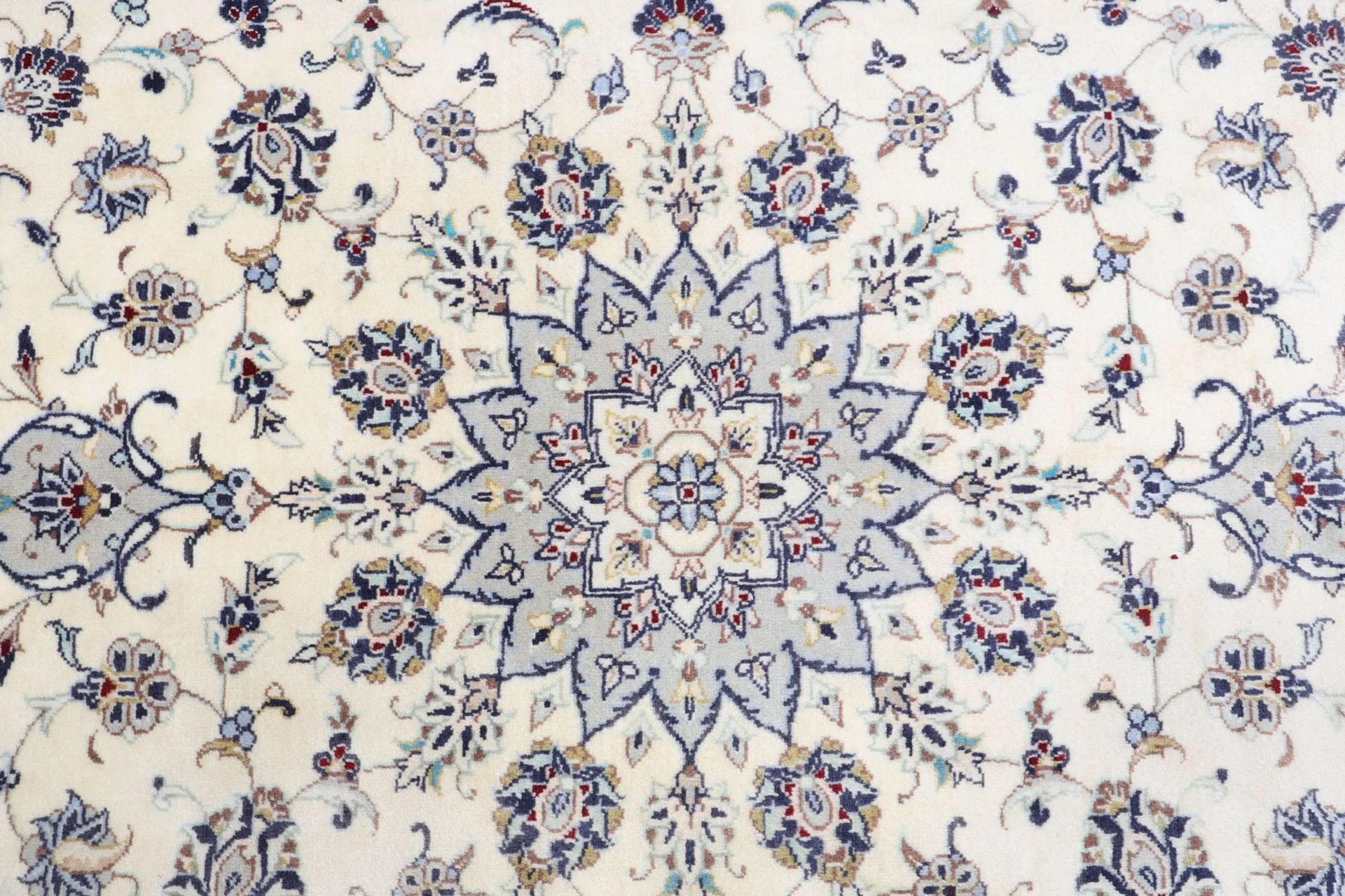perserteppich-kashan-198-x-300-cm-schurwolle-handgeknupft-34 Handgeknüpfter Kashan Perserteppich, 198 × 300 cm, Wolle