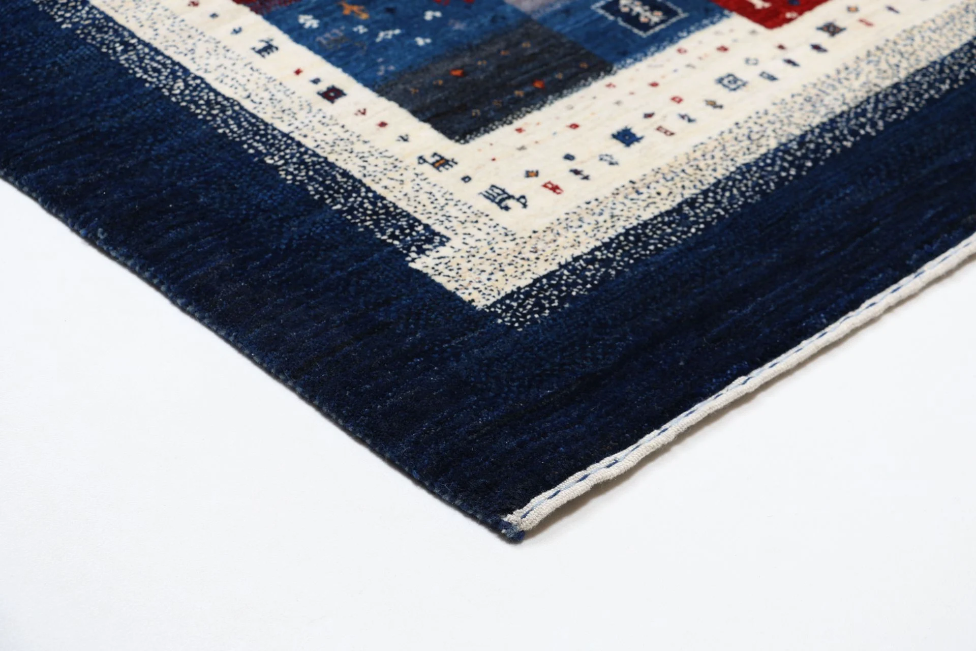 Handgeknüpfter Loribaft Orientteppich 209 × 253 cm