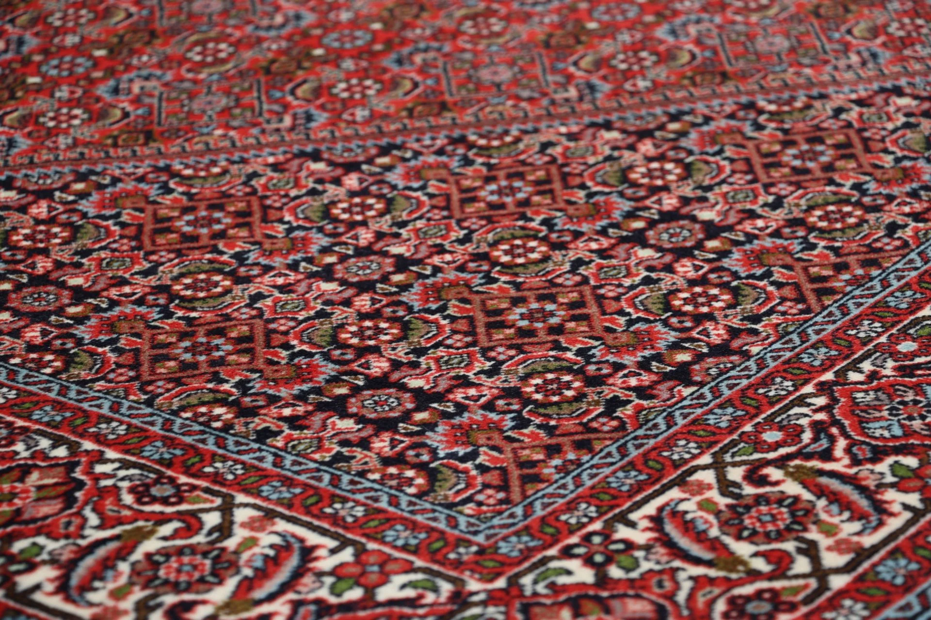 Handgeknüpfter Bijar Perserteppich 173 × 260 cm