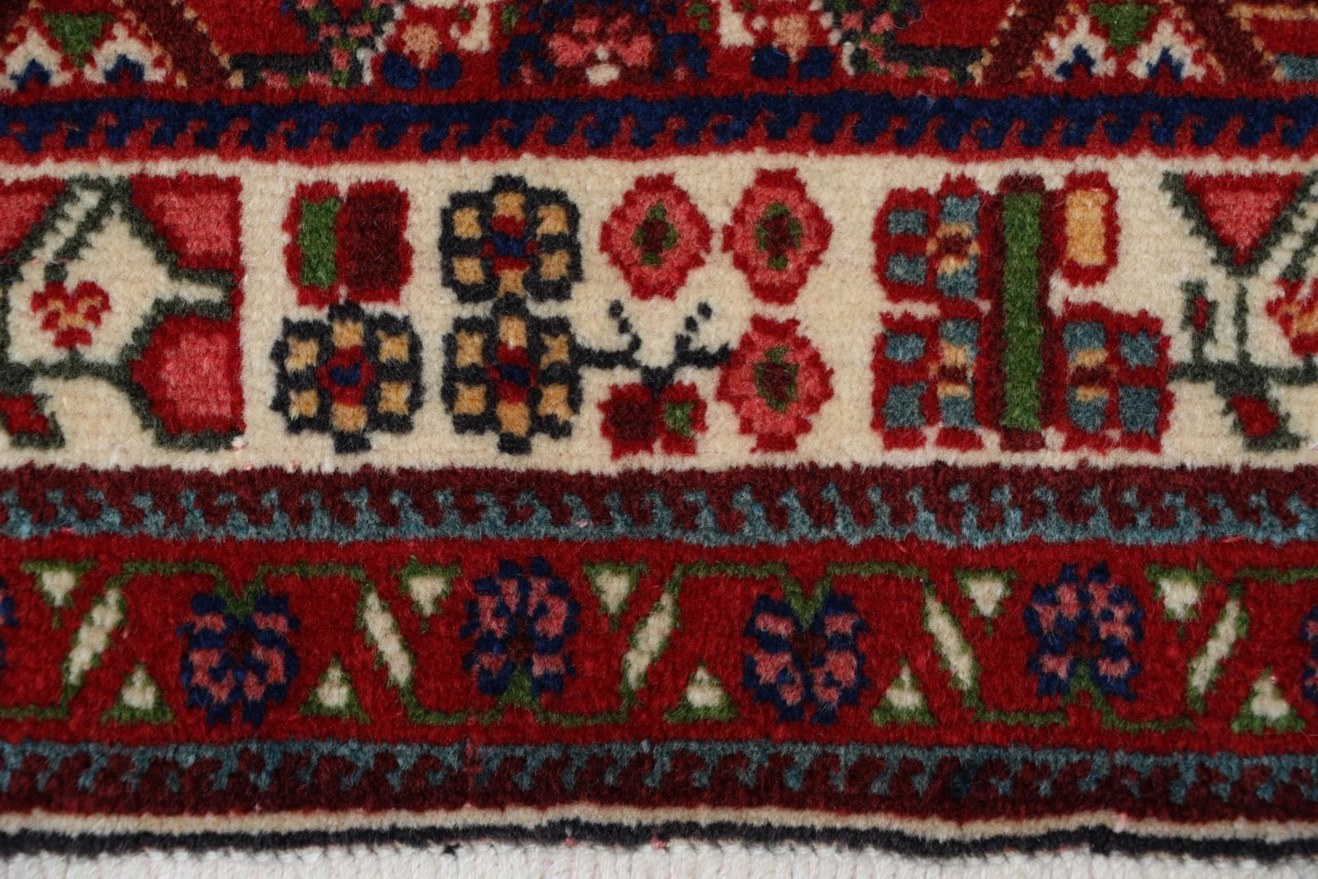 Handgeknüpfter Qashqai Perserteppich, 158 × 254 cm, Wolle