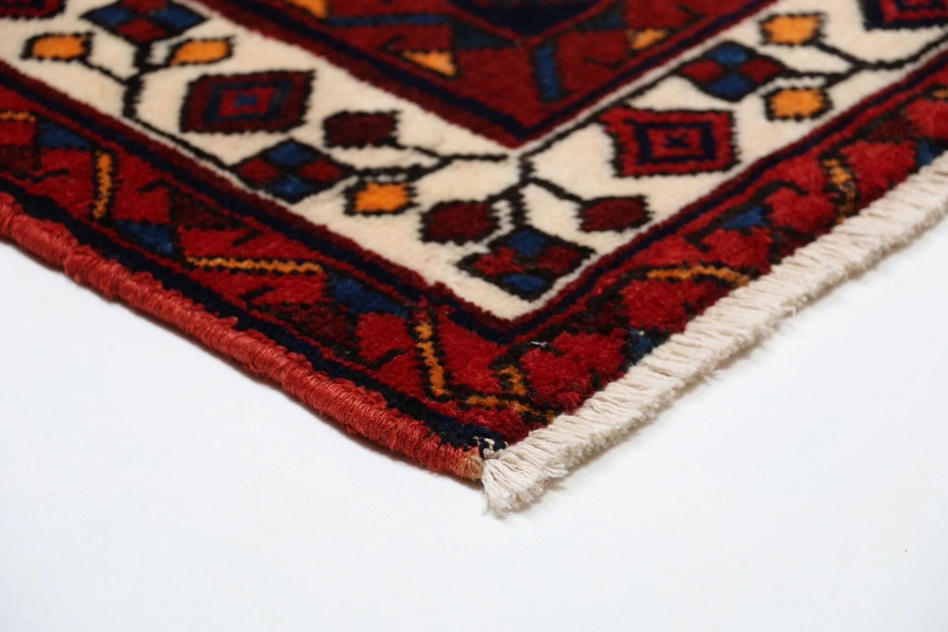 Perserteppich aus Iran, 170 × 237 cm
