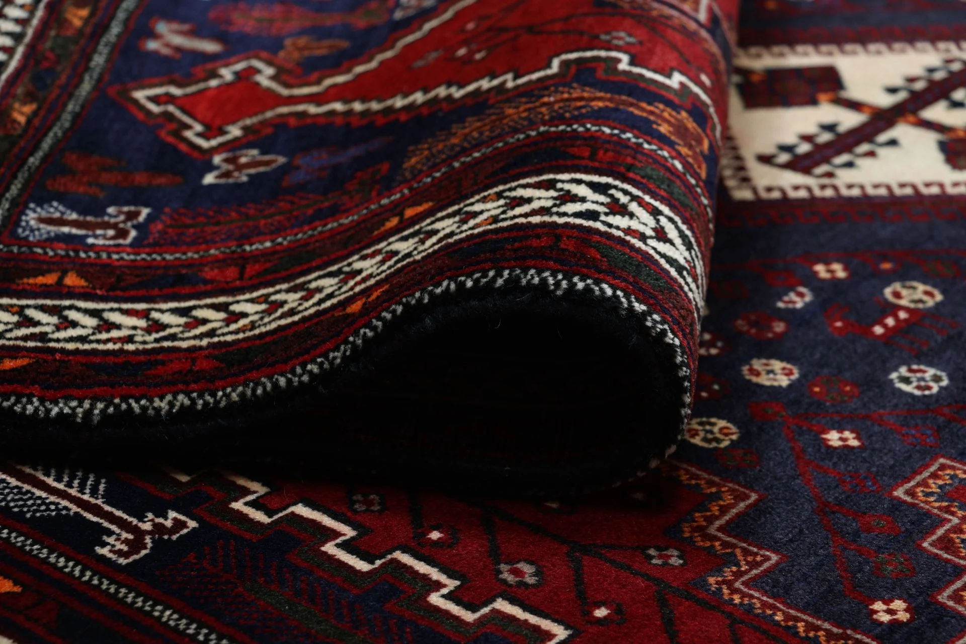 Perserteppich aus Iran, 169 × 238 cm