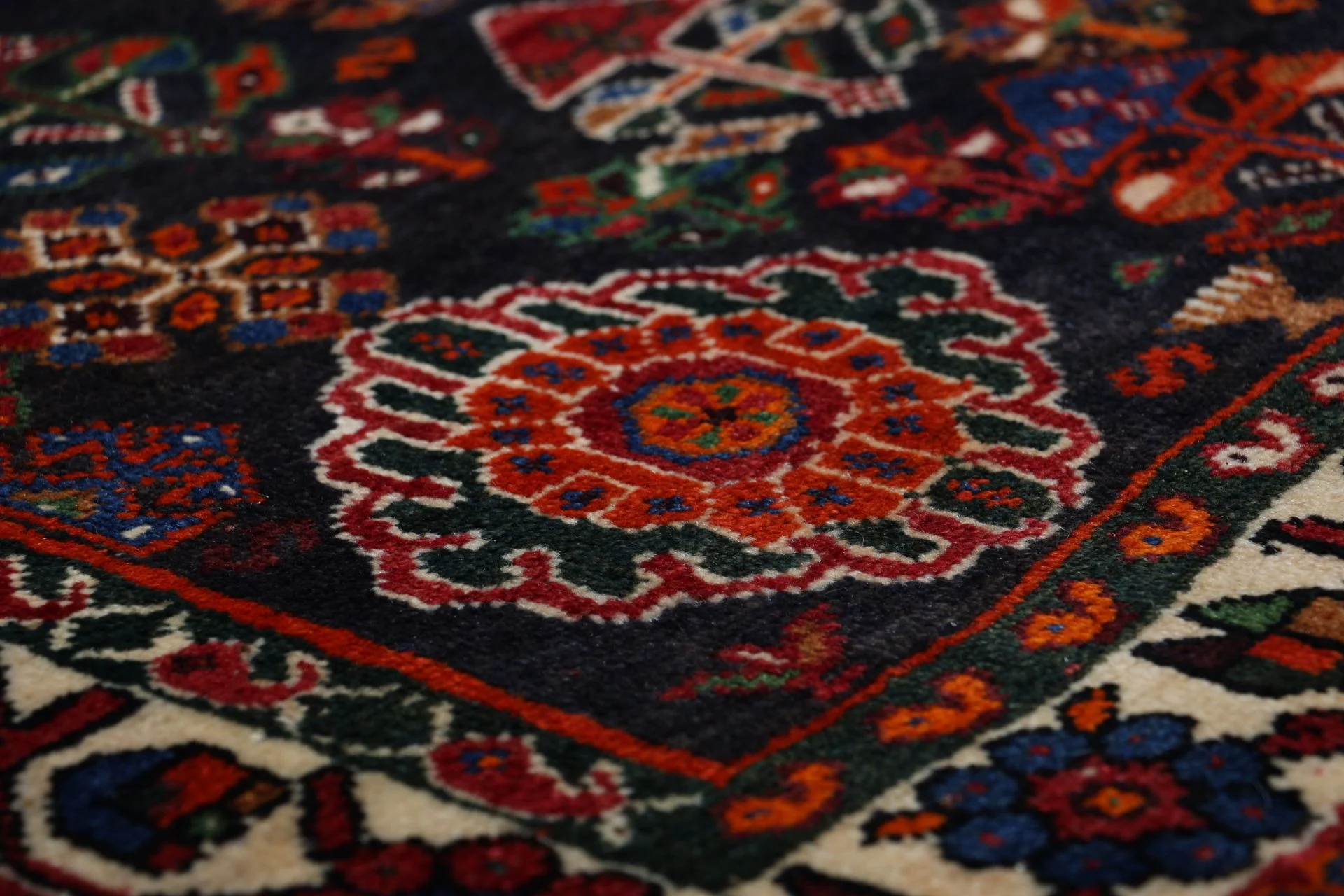 Shiraz Perserteppich 175 × 285 cm aus Wolle, handgeknüpft