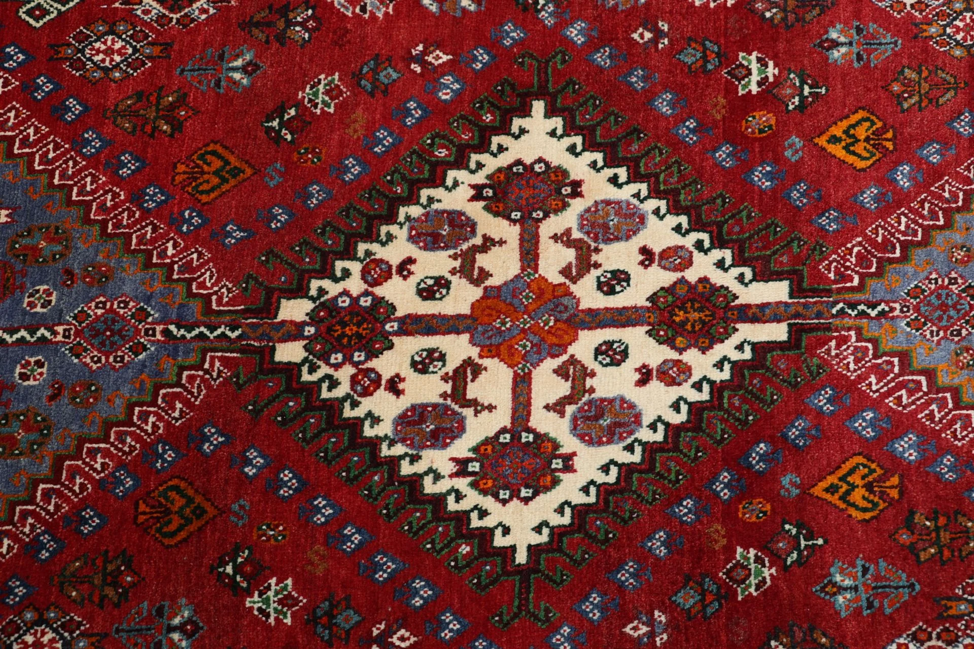 Qashqai Perserteppich 180 × 270 cm aus Wolle, handgeknüpft