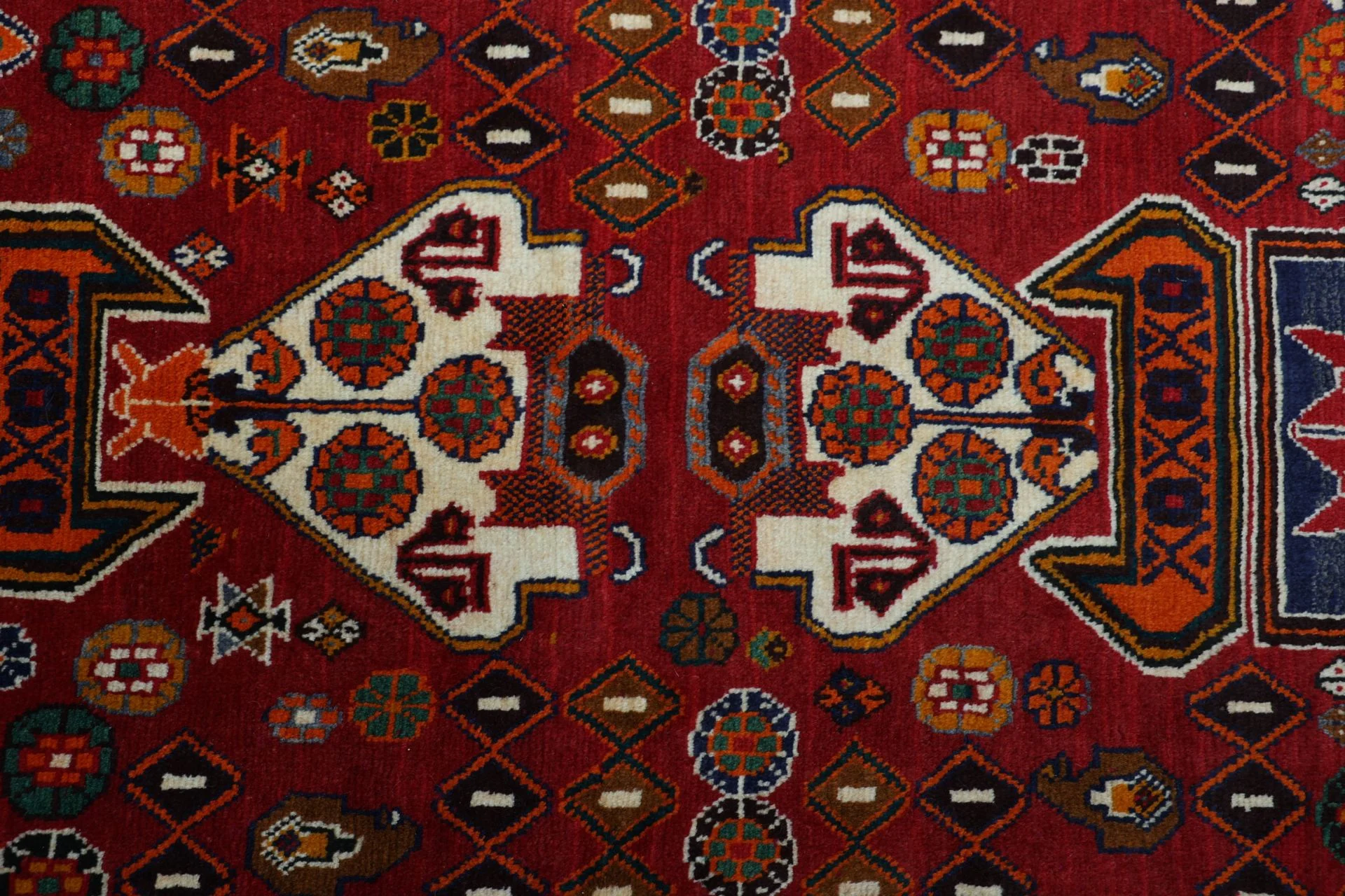 Shiraz Perserteppich aus Iran, 162 × 270 cm