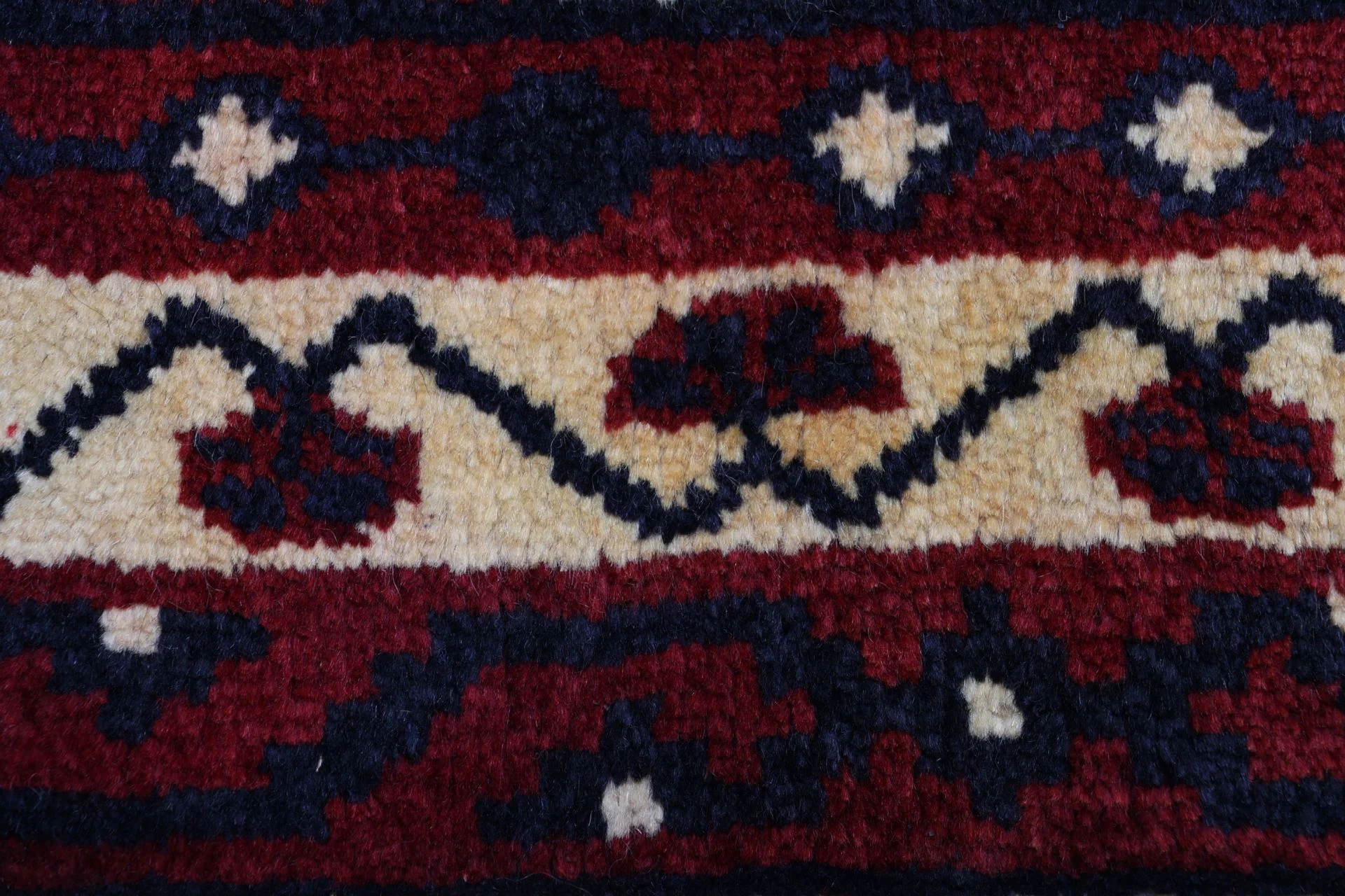 Shiraz Perserteppich 180 × 260 cm aus Wolle, handgeknüpft