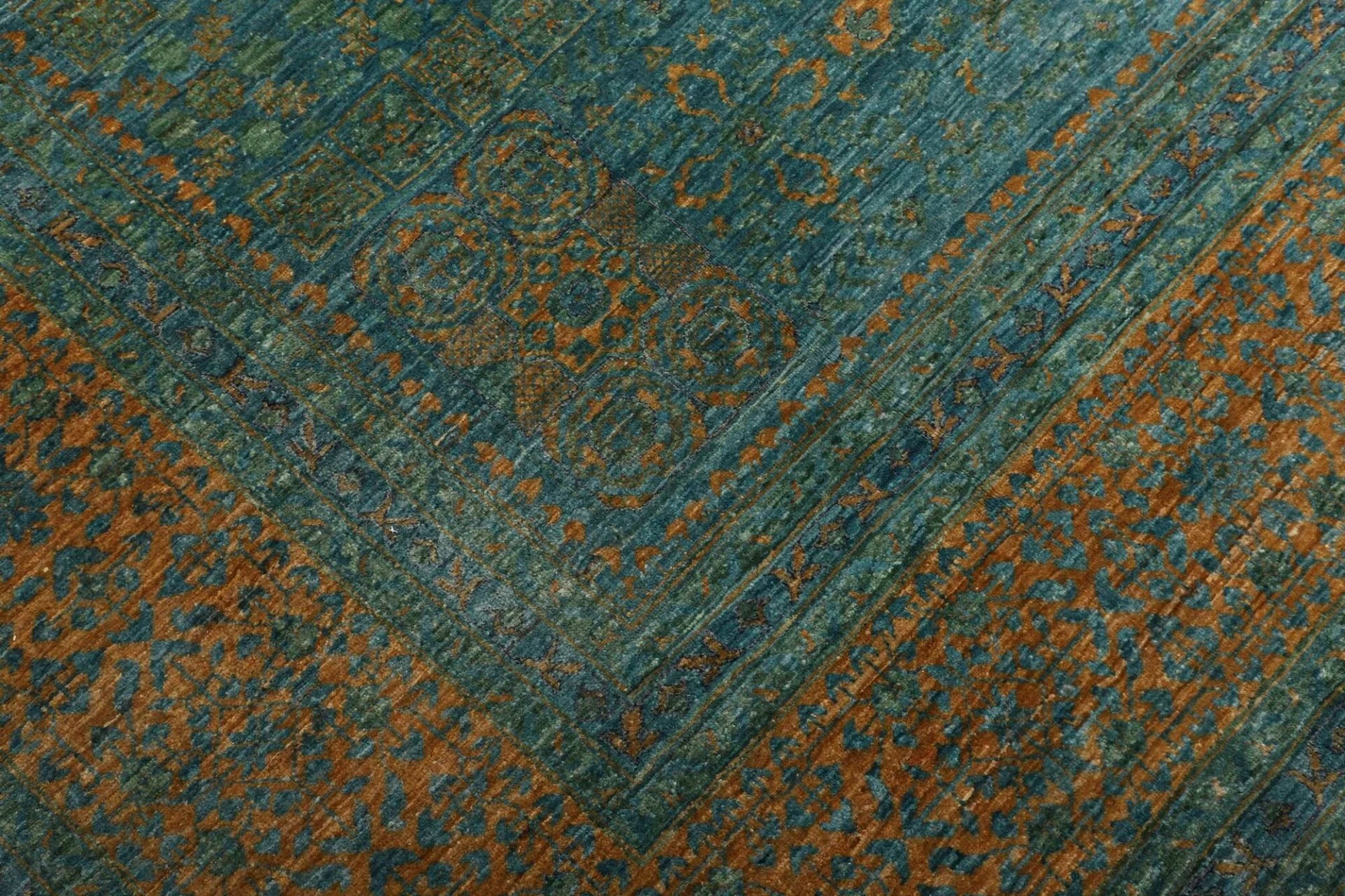 Handgeknüpfter Mamluk Orientteppich 268 × 357 cm