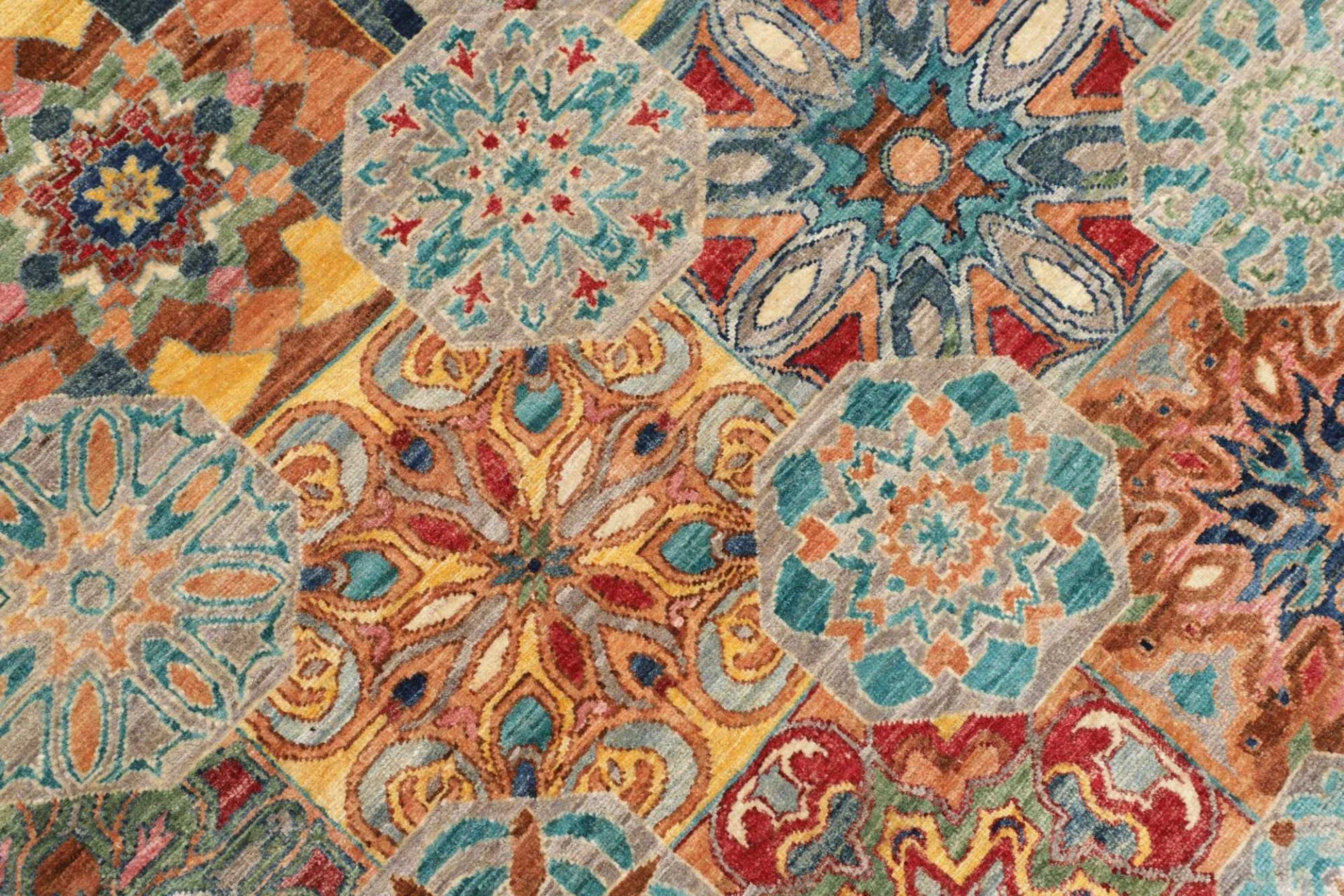 Samarkand Orientteppich aus Pakistan, 205 × 293 cm