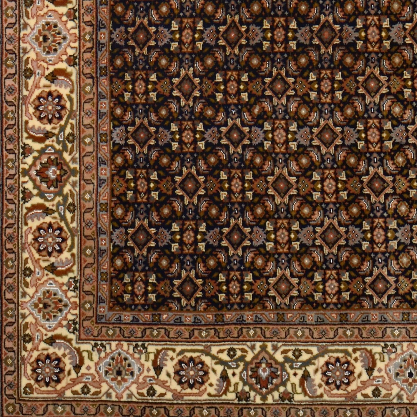 Täbriz Orientteppich 170 × 243 cm aus Wolle, handgeknüpft