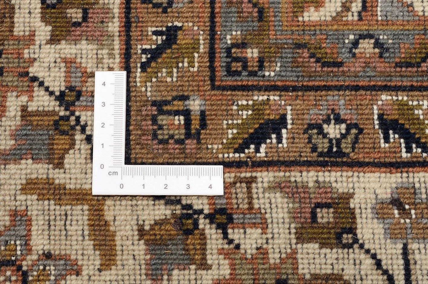 Handgeknüpfter Isfahan Orientteppich, 203 × 304 cm, Wolle