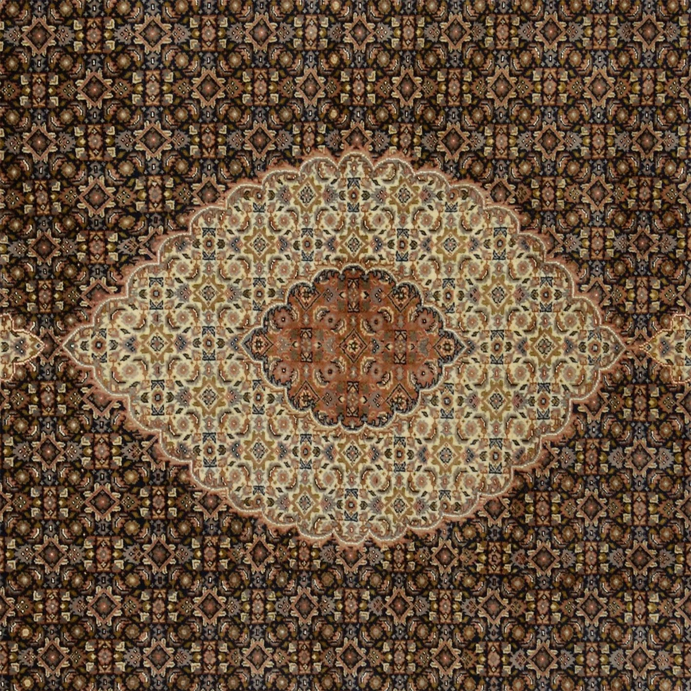 Täbriz Orientteppich 252 × 354 cm aus Wolle, handgeknüpft