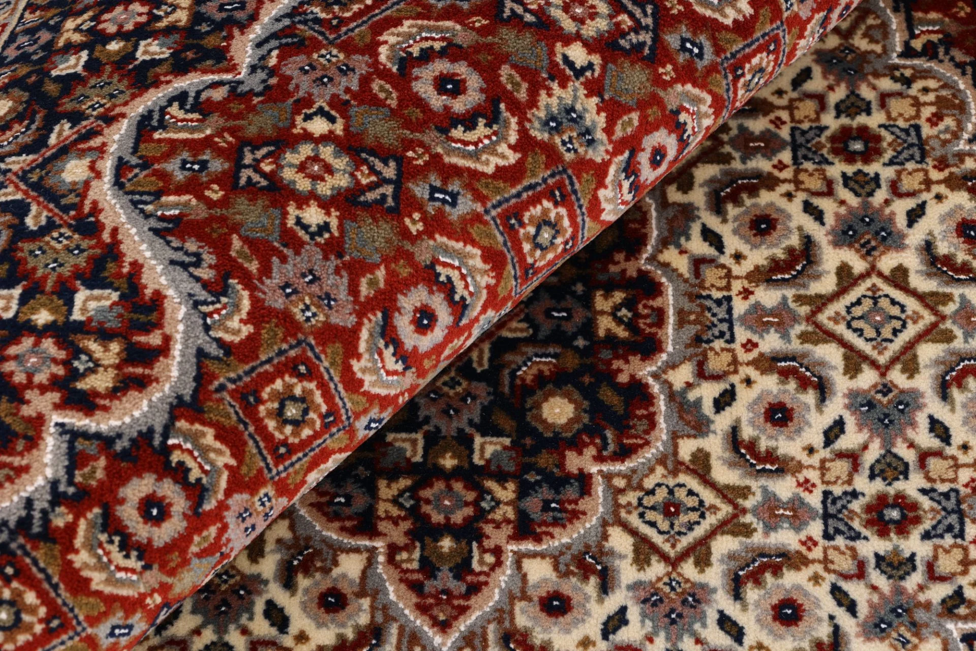 Handgeknüpfter Täbriz Orientteppich, 200 × 246 cm, Wolle