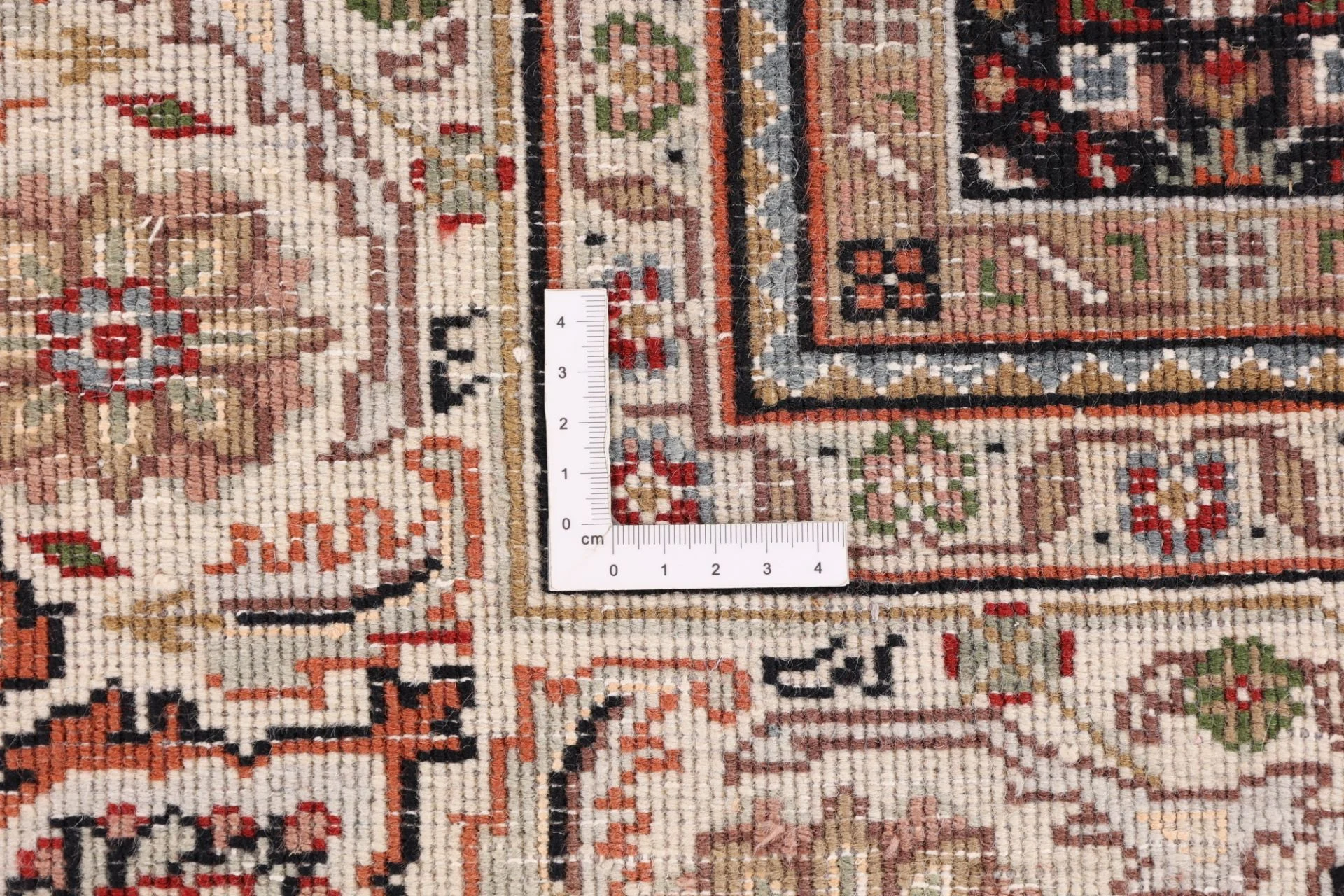 Täbriz Orientteppich aus Indien, 205 × 250 cm