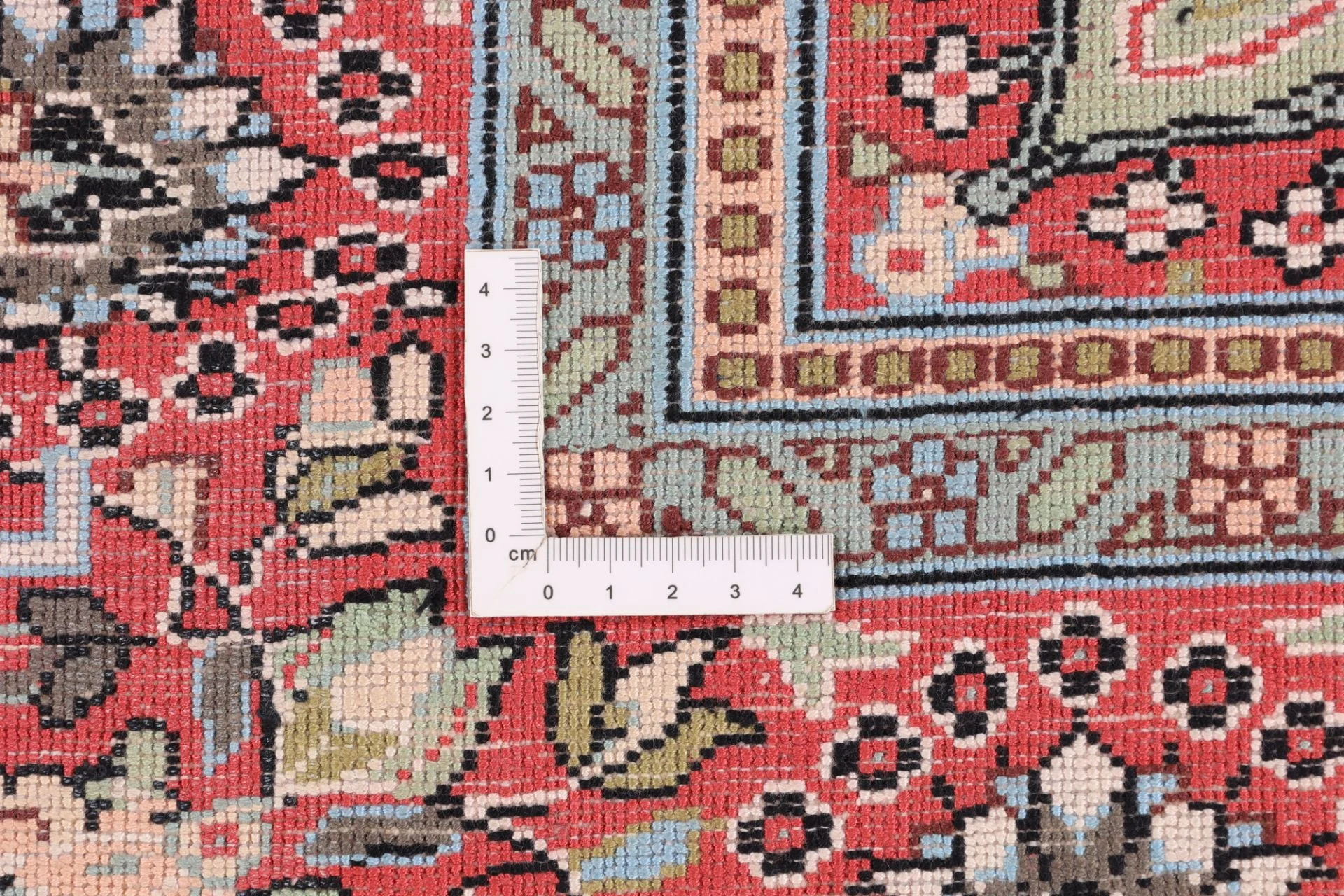 Orientteppich 202 × 118 cm aus Wolle, handgeknüpft
