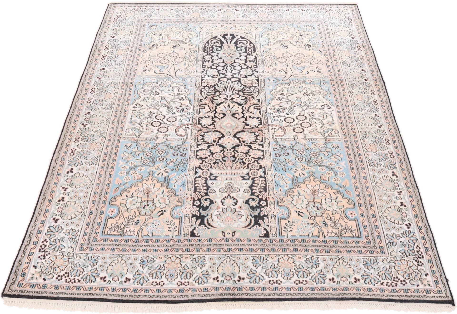 Orientteppich 206 × 150 cm aus Wolle, handgeknüpft