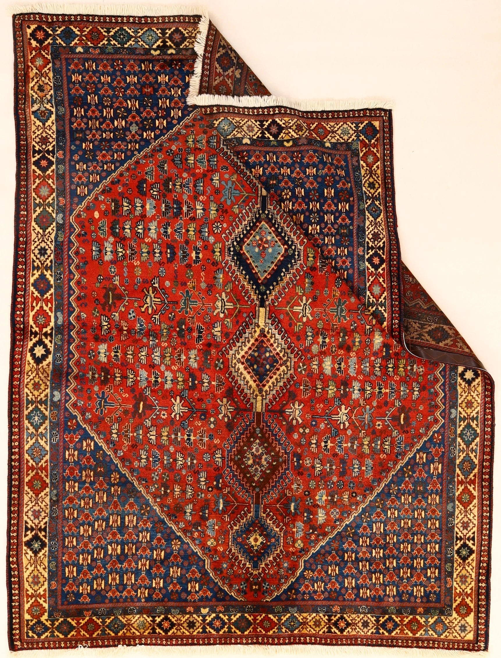 Perserteppich aus Iran, 233 × 182 cm