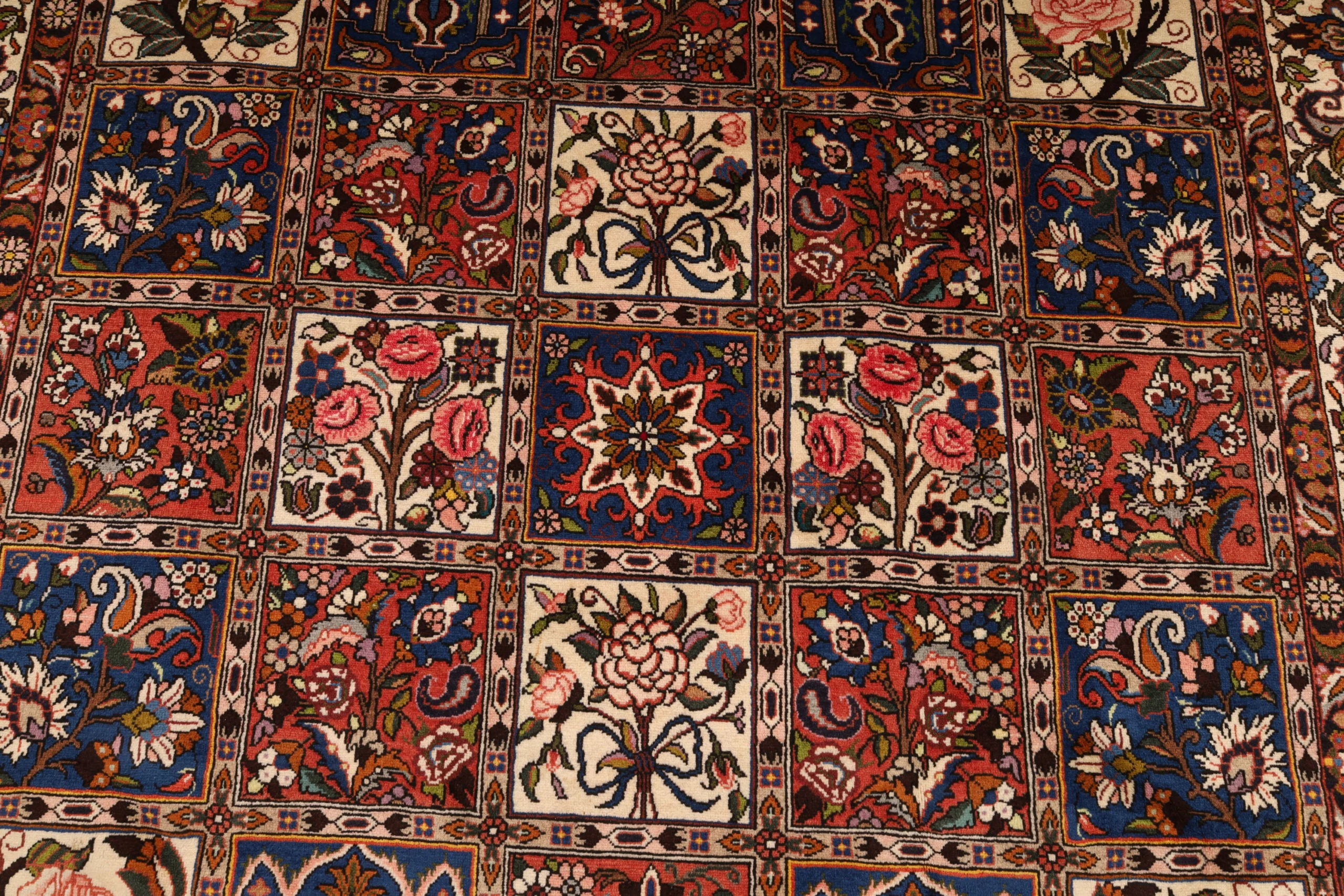 Bakhtiari Perserteppich aus Iran, 305 × 204 cm