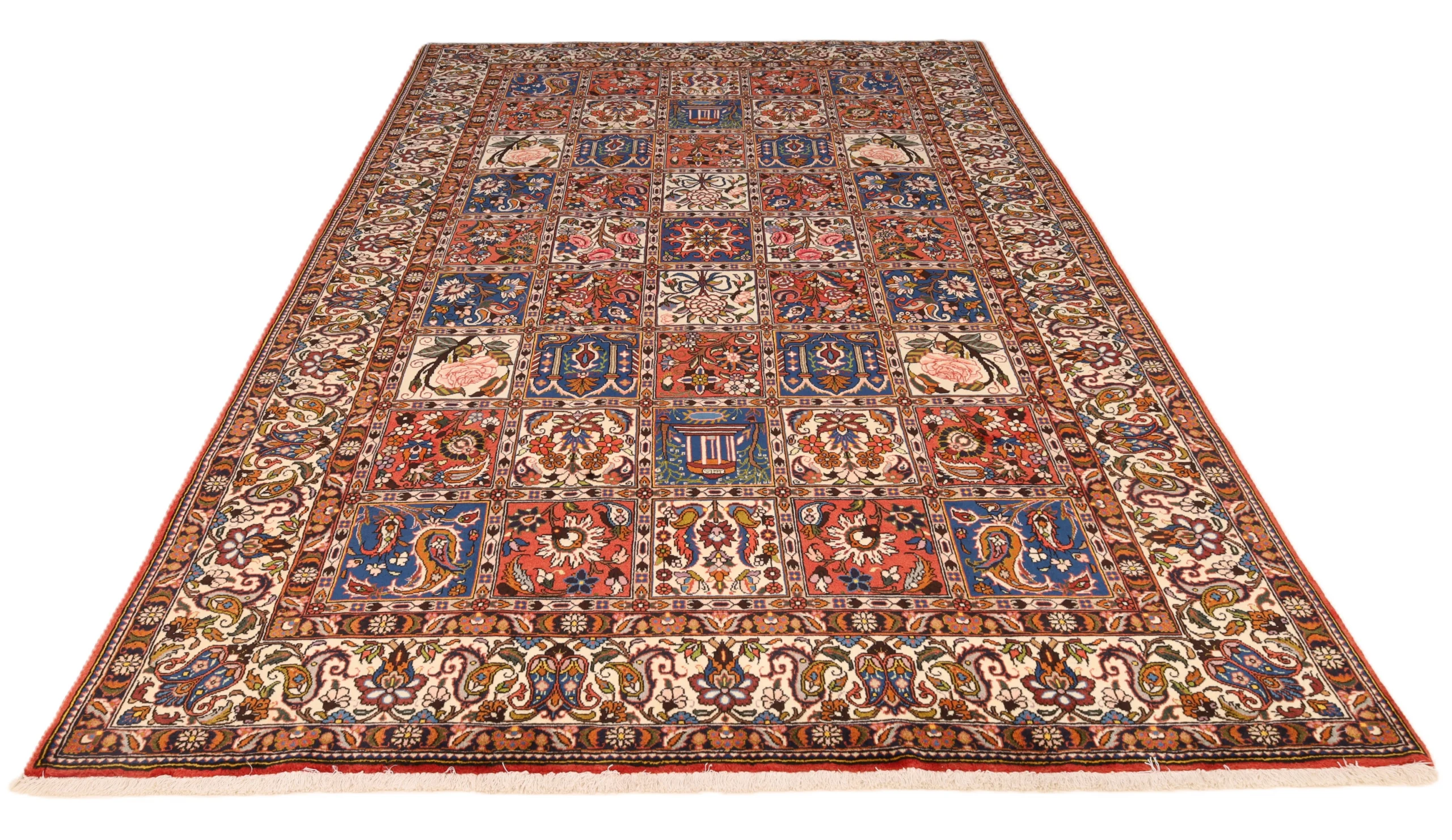 Bakhtiari Perserteppich aus Iran, 305 × 204 cm