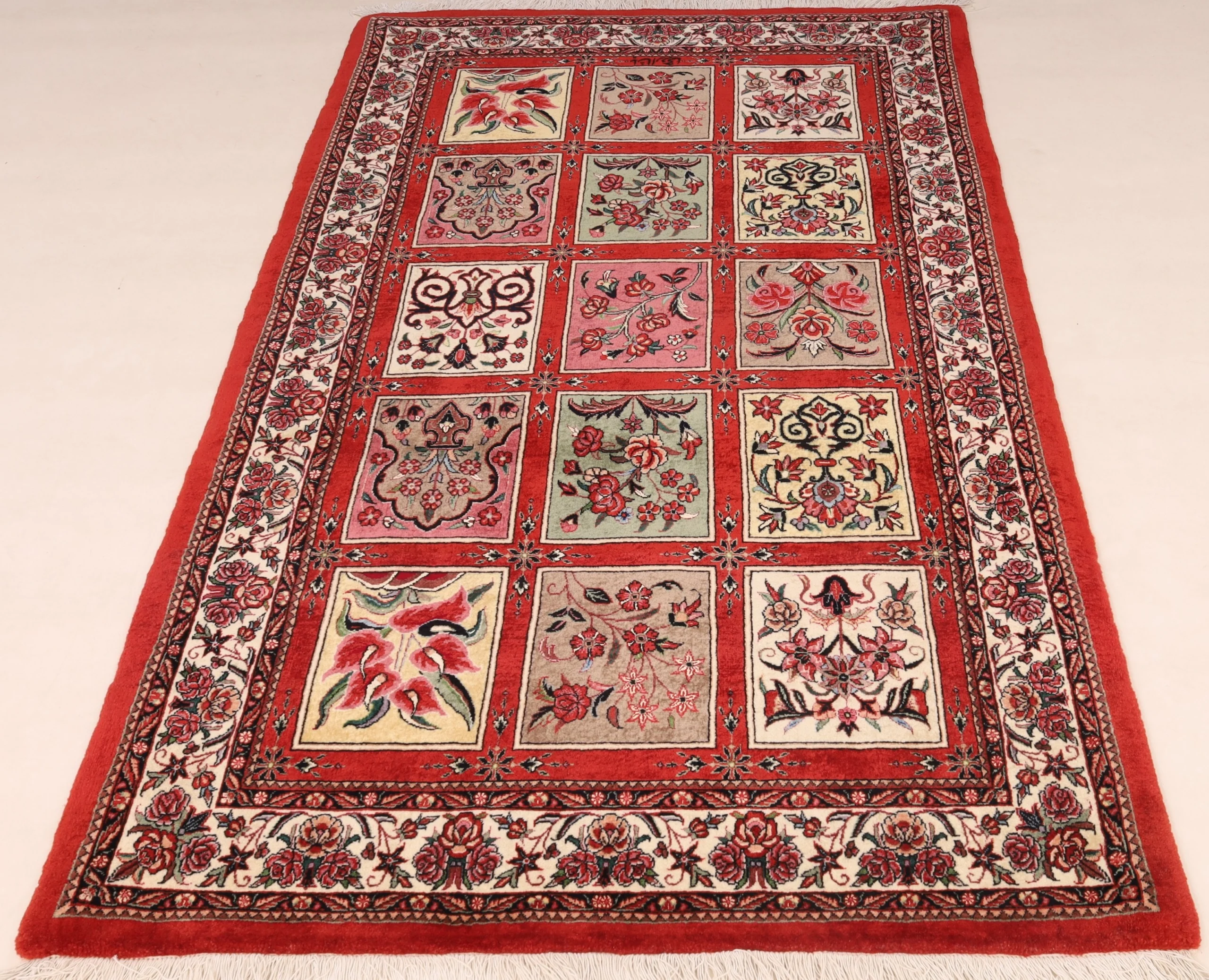 Bijar Perserteppich aus Iran, 185 × 114 cm