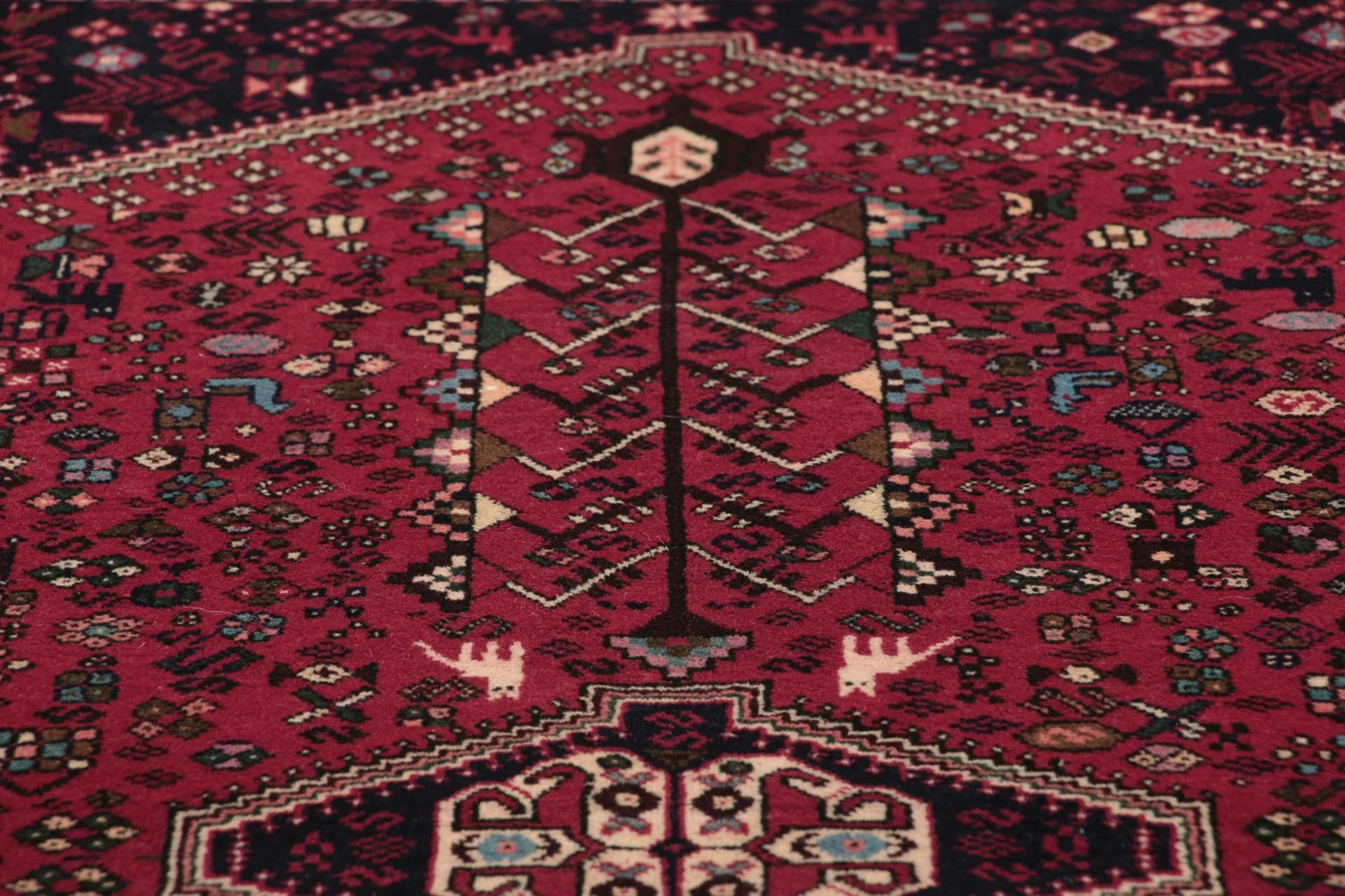 Perserteppich aus Iran, 150 × 205 cm