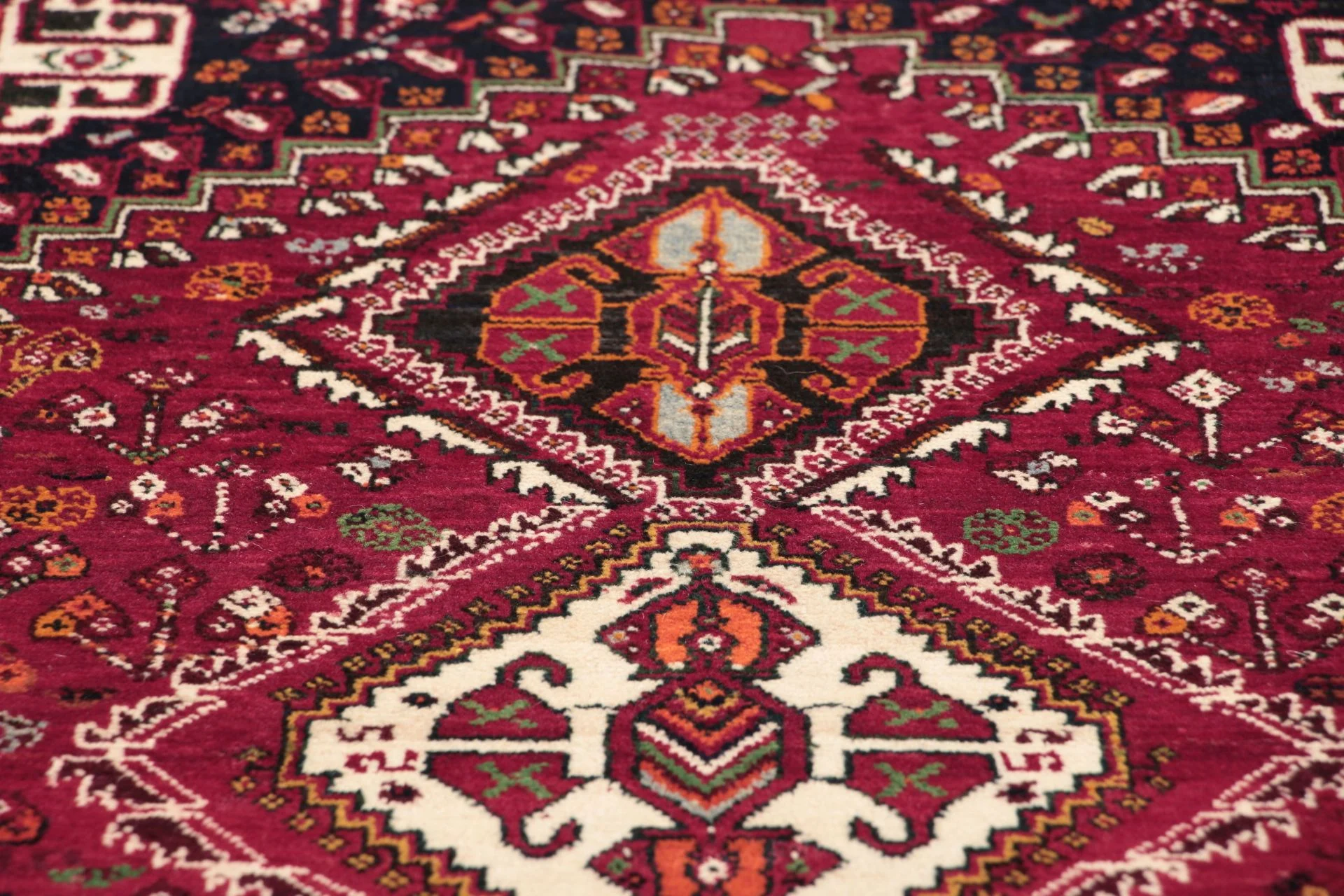 Qashqai Perserteppich aus Iran, 125 × 202 cm
