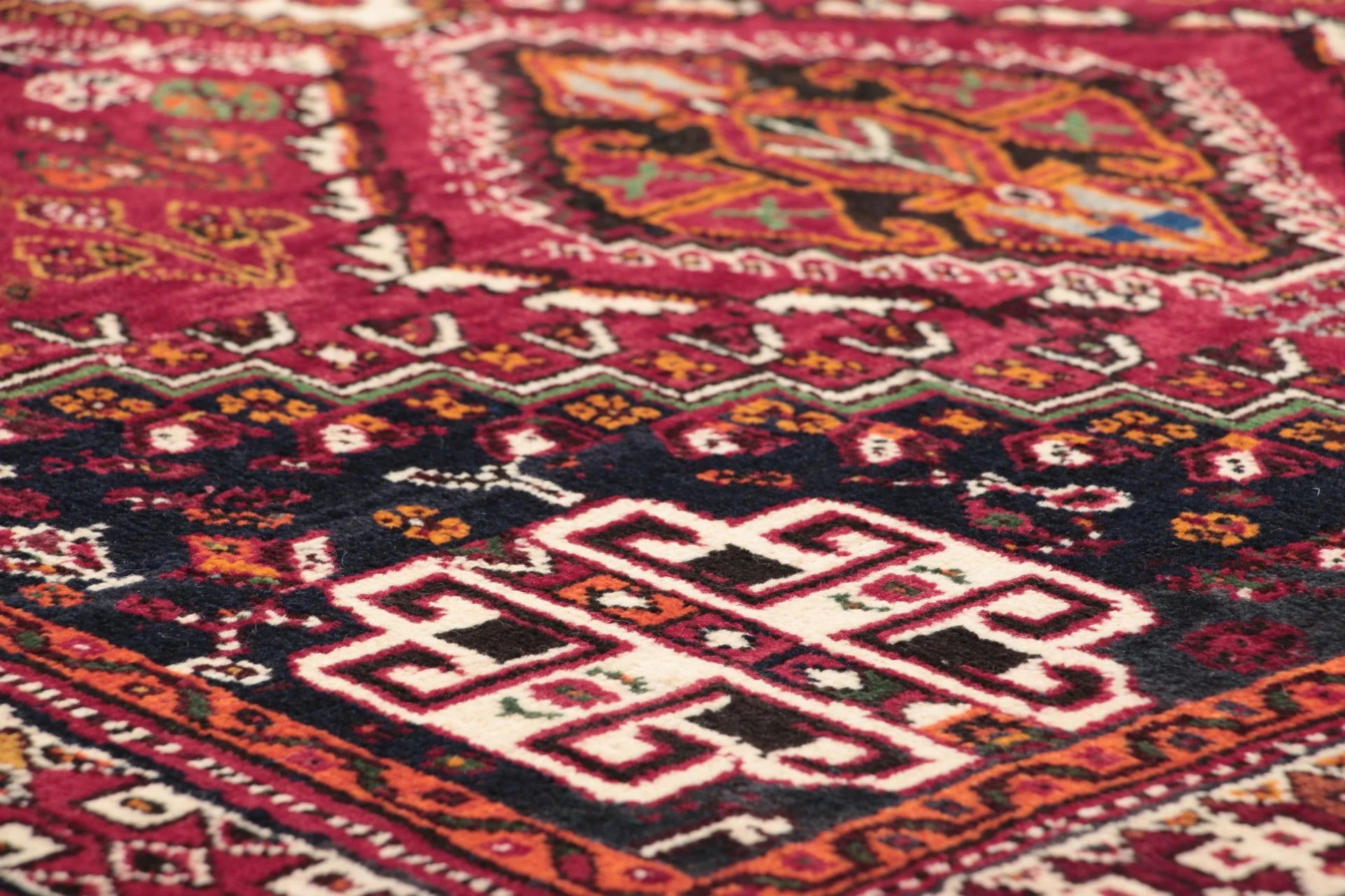 Qashqai Perserteppich aus Iran, 125 × 202 cm