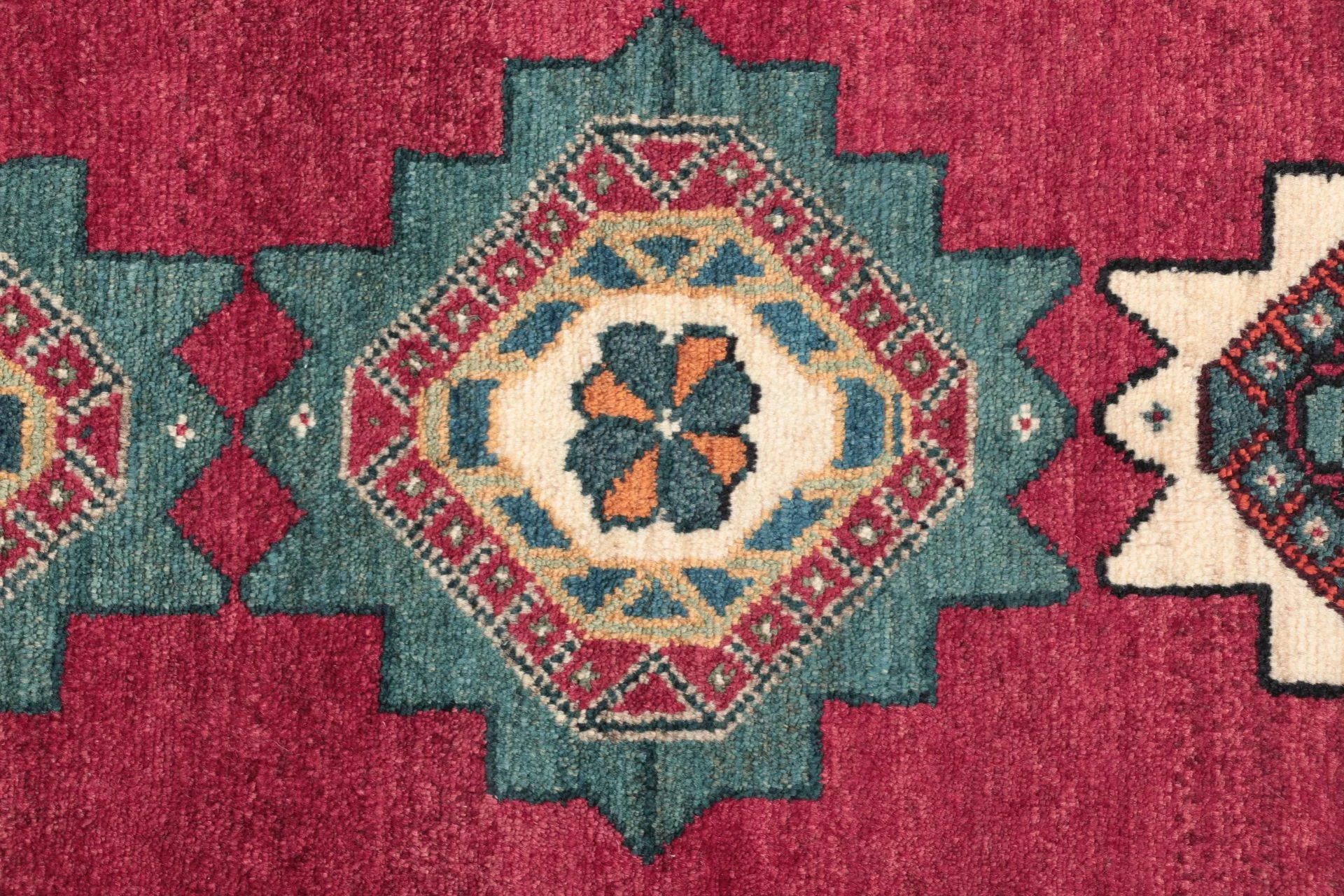 Qashqai Perserteppich 115 × 180 cm aus Wolle, handgeknüpft